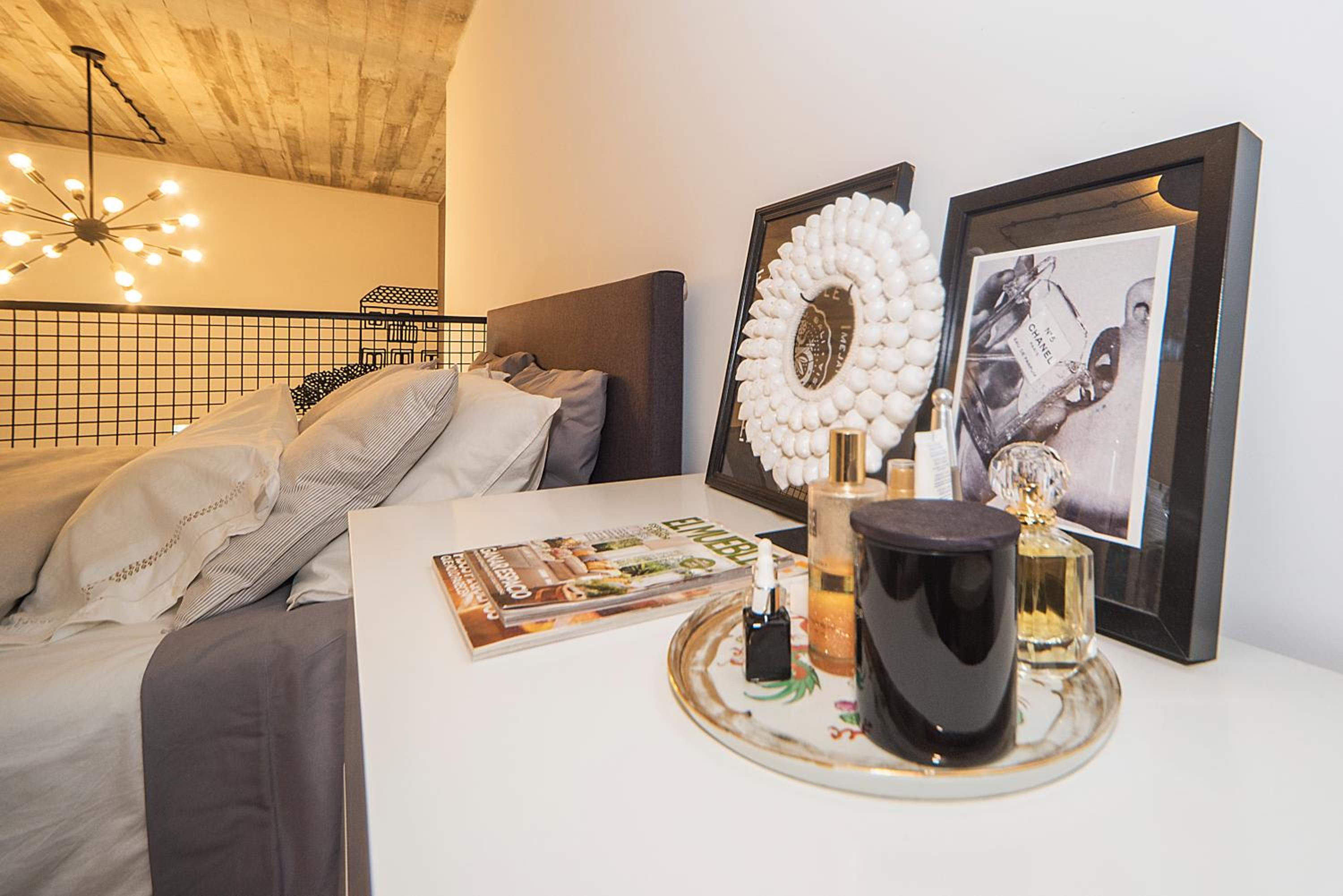 Intendente Prime Studio by Hosty