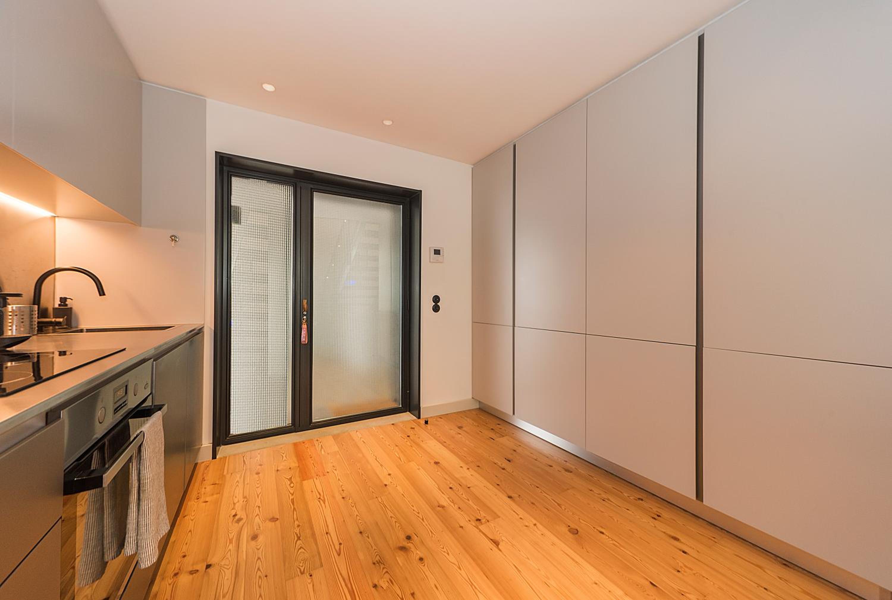 Intendente Prime Studio by Hosty