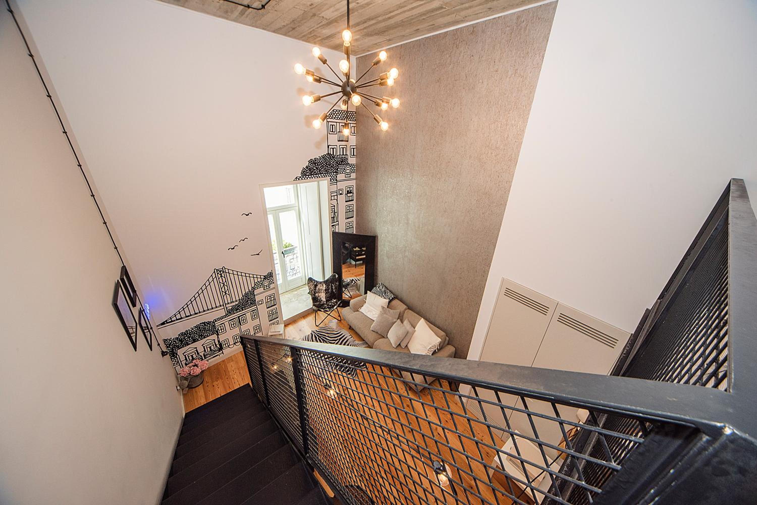 Intendente Prime Studio by Hosty