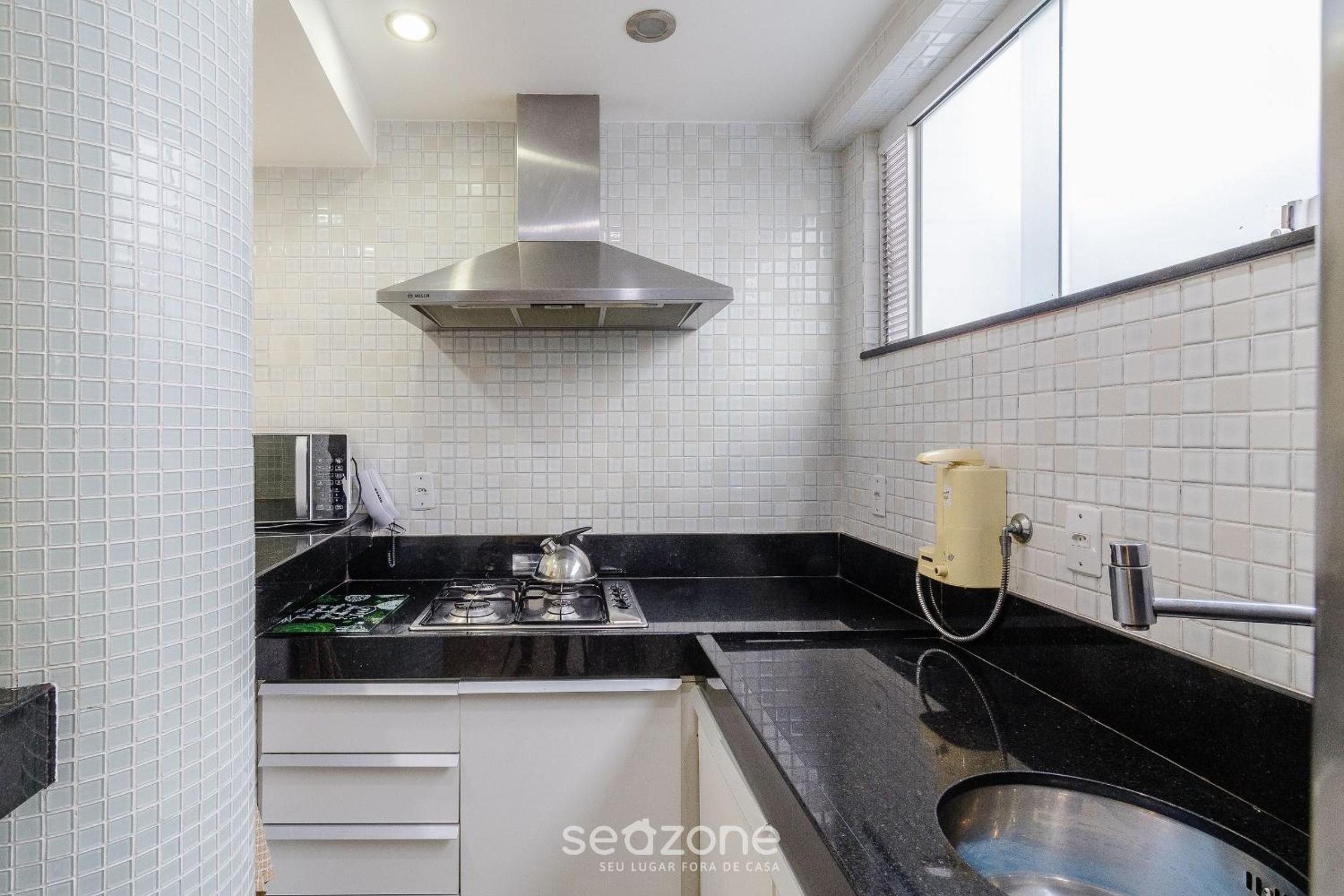 Ground floor apt 5 min from Praia do Forte EMA101