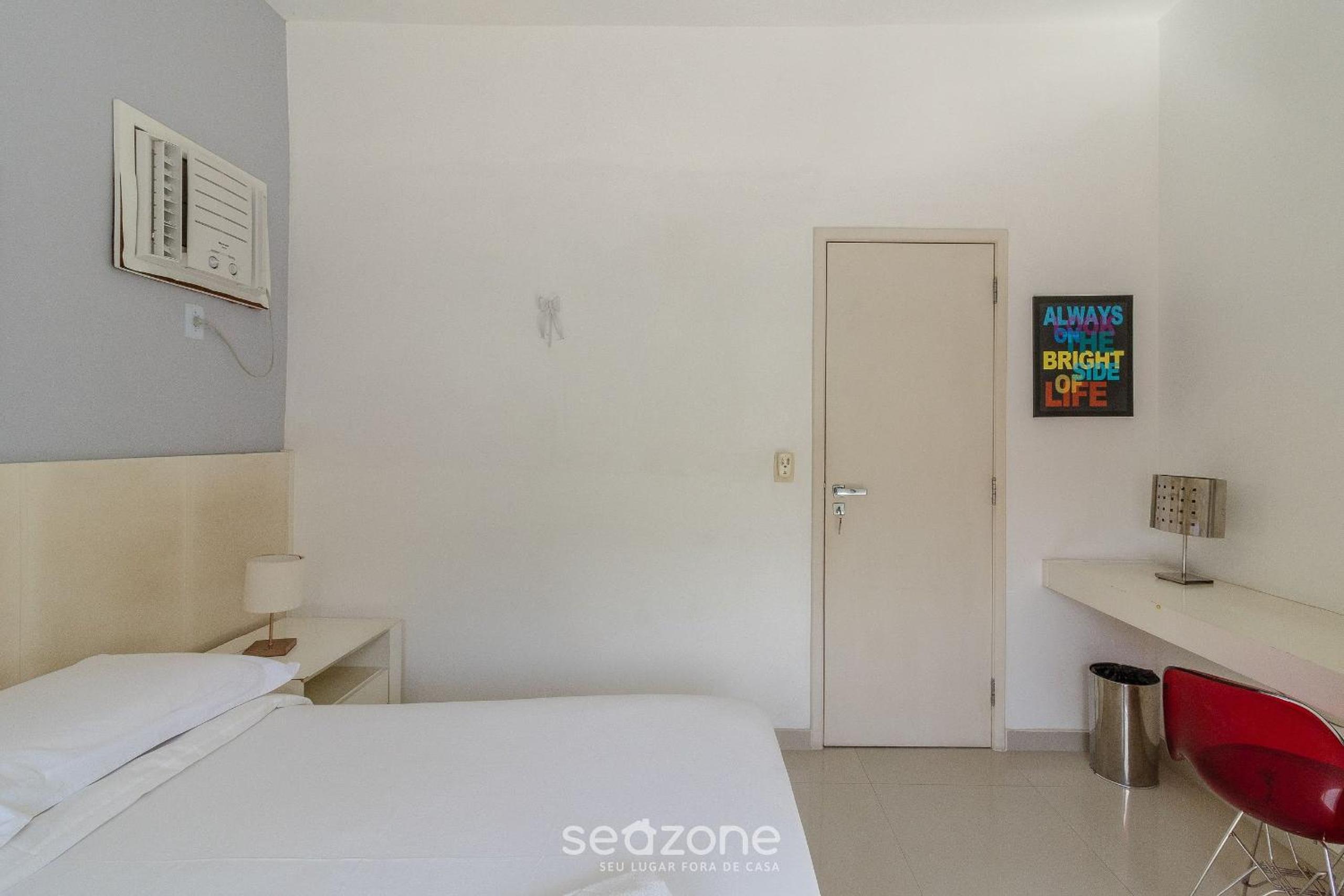 Ground floor apt 5 min from Praia do Forte EMA101