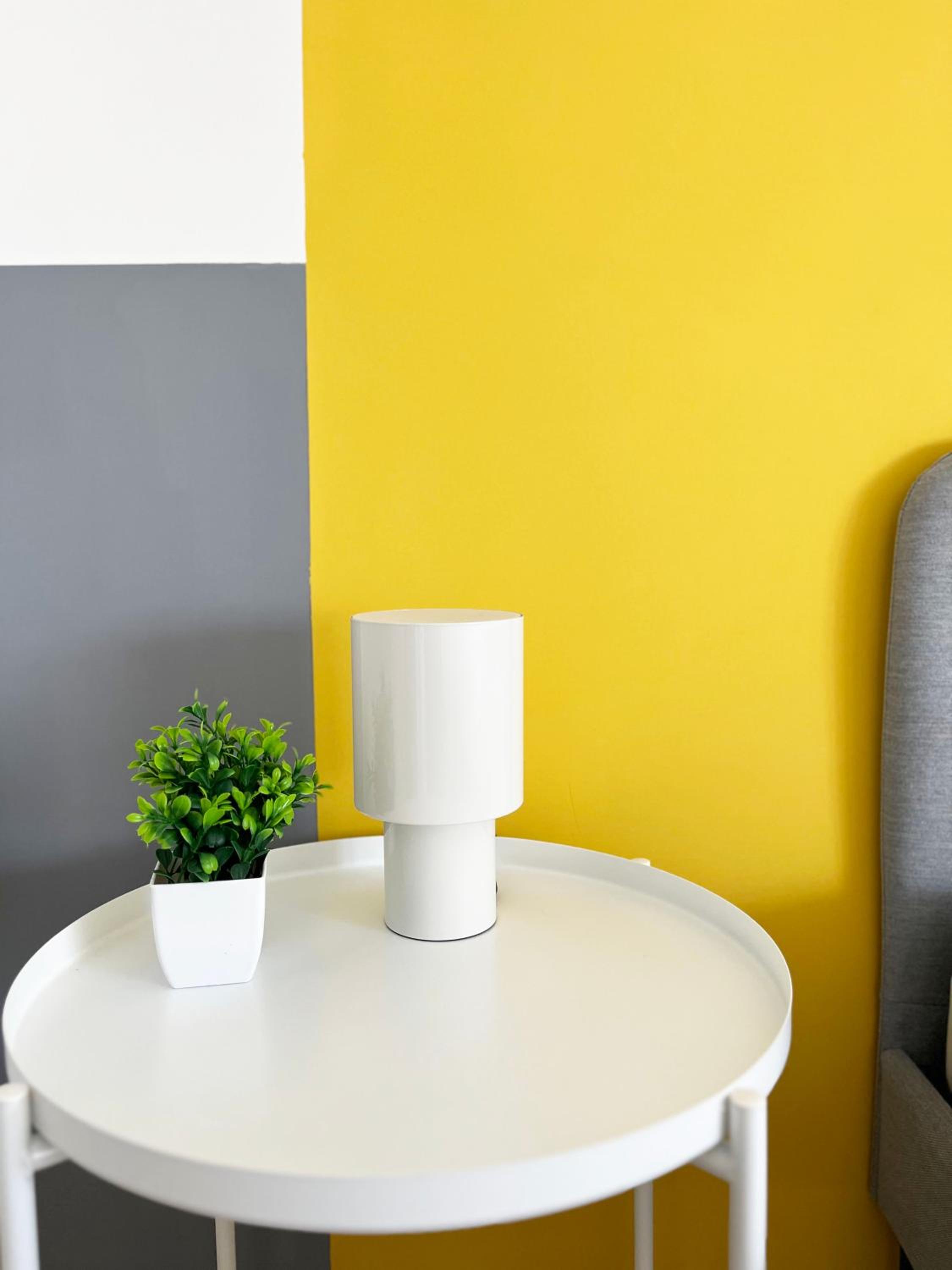 Yellow Sweet Home