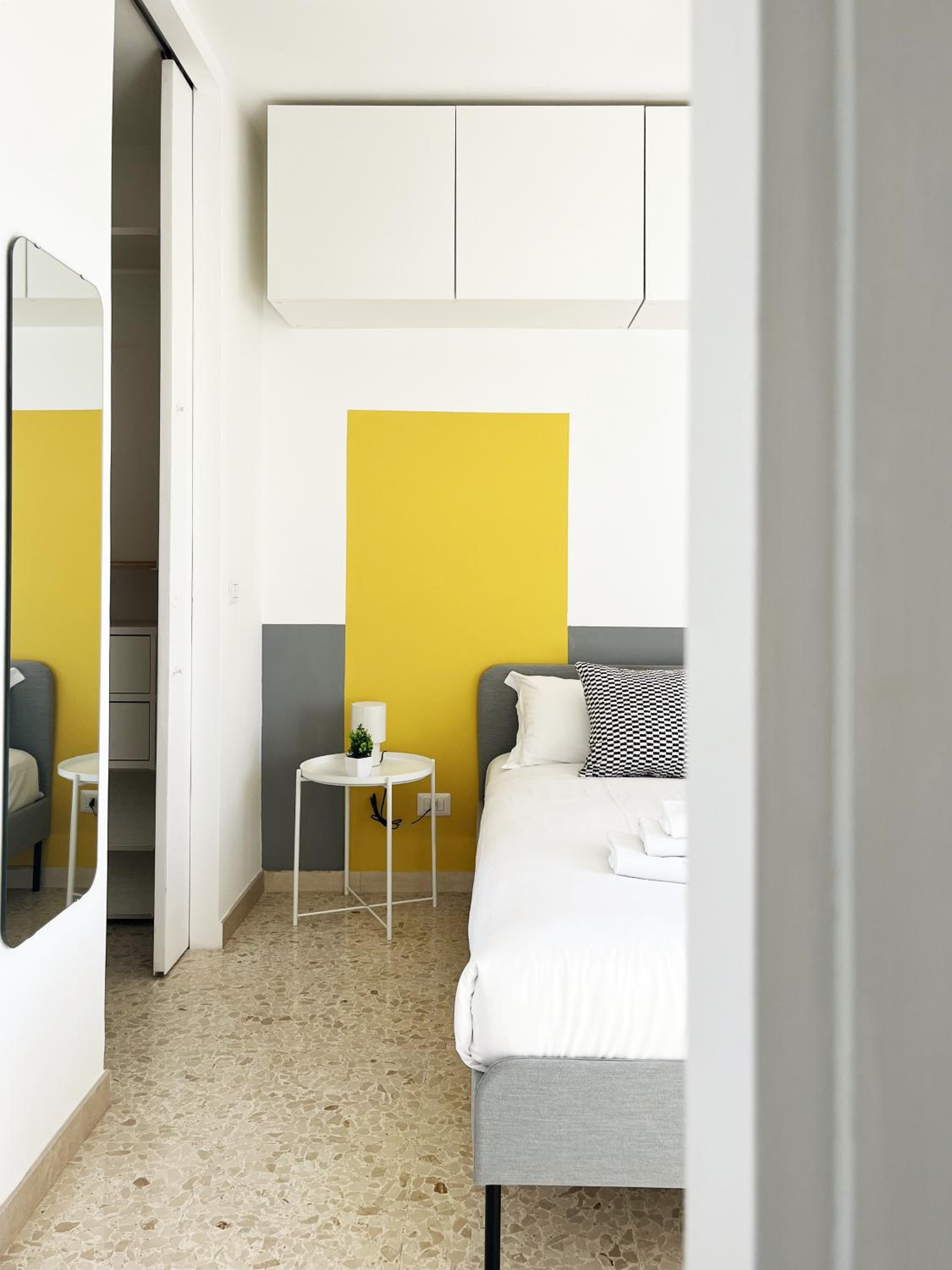 Yellow Sweet Home