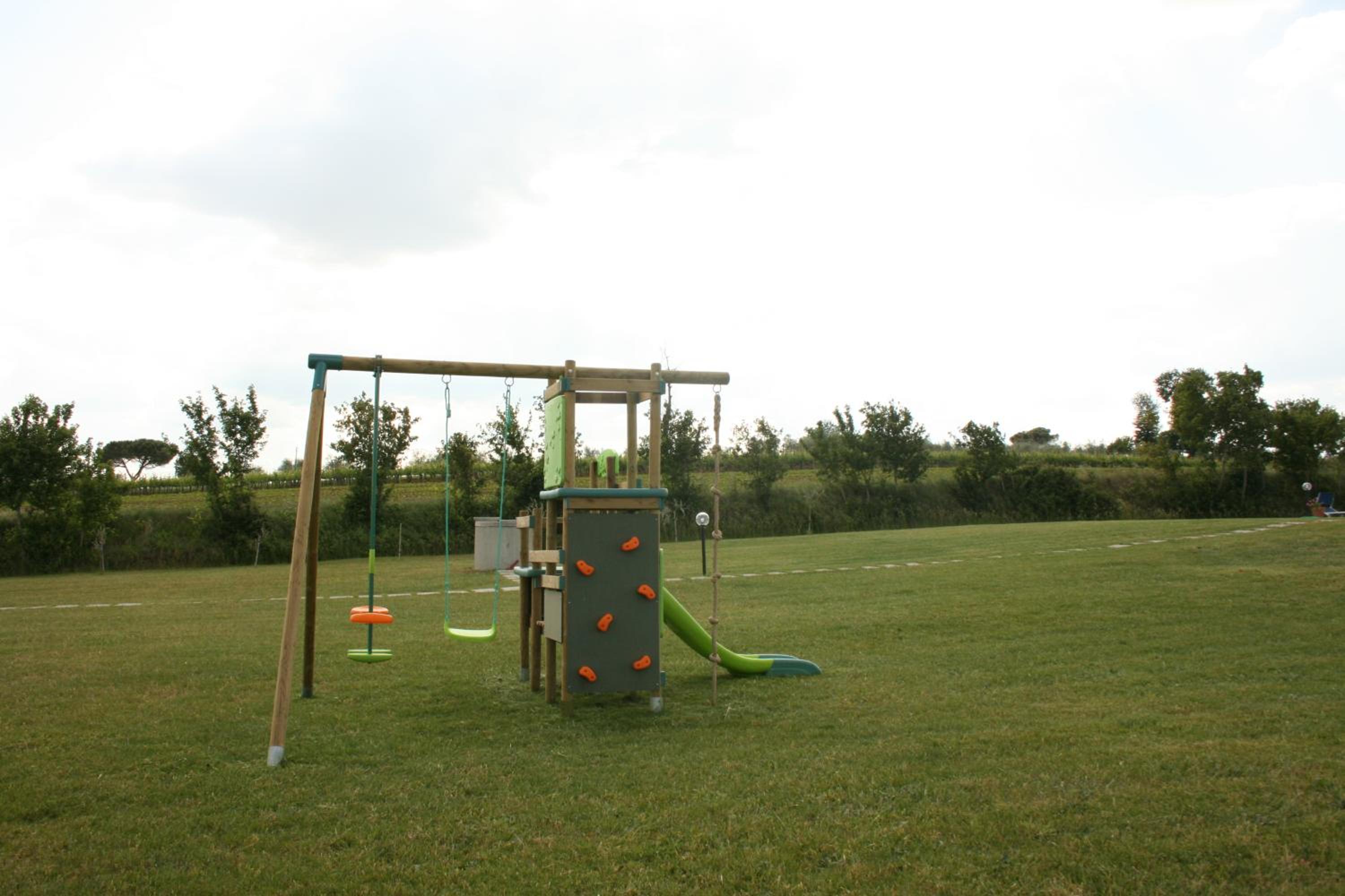 Photo 37