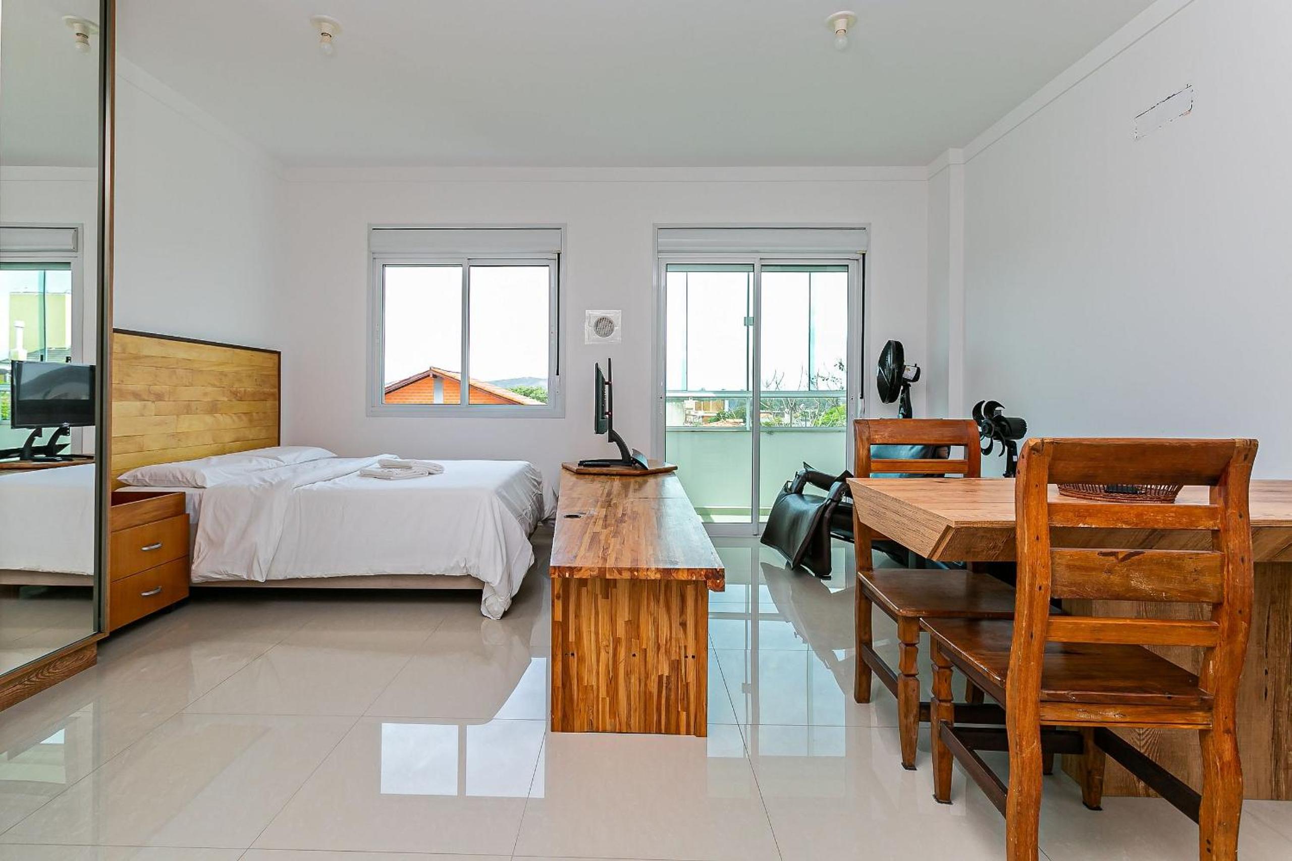 Studios 900m from Lagoa da Conceição - ECM