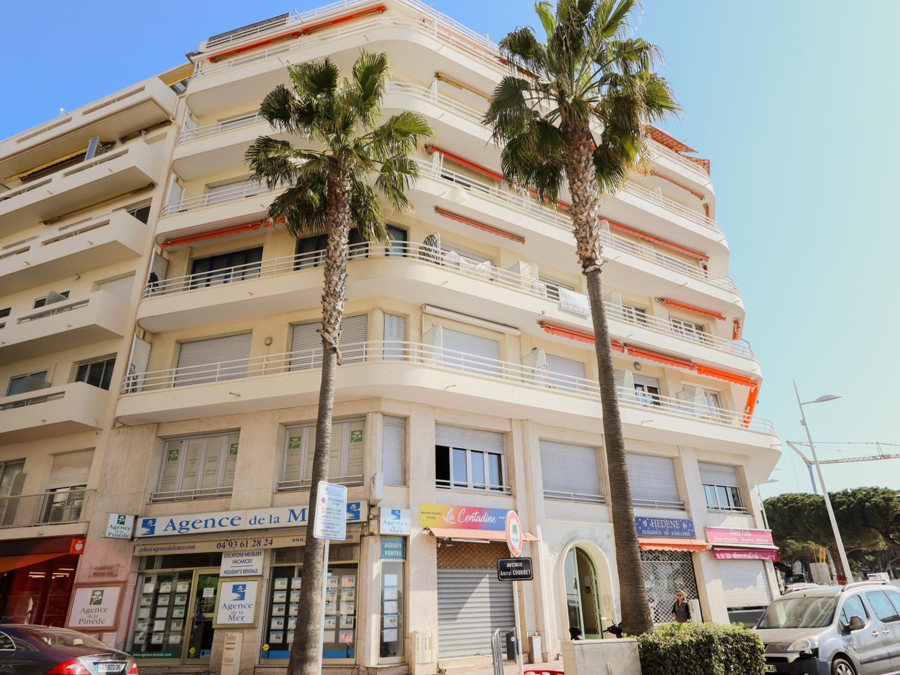 Sea view in Juan Les Pins