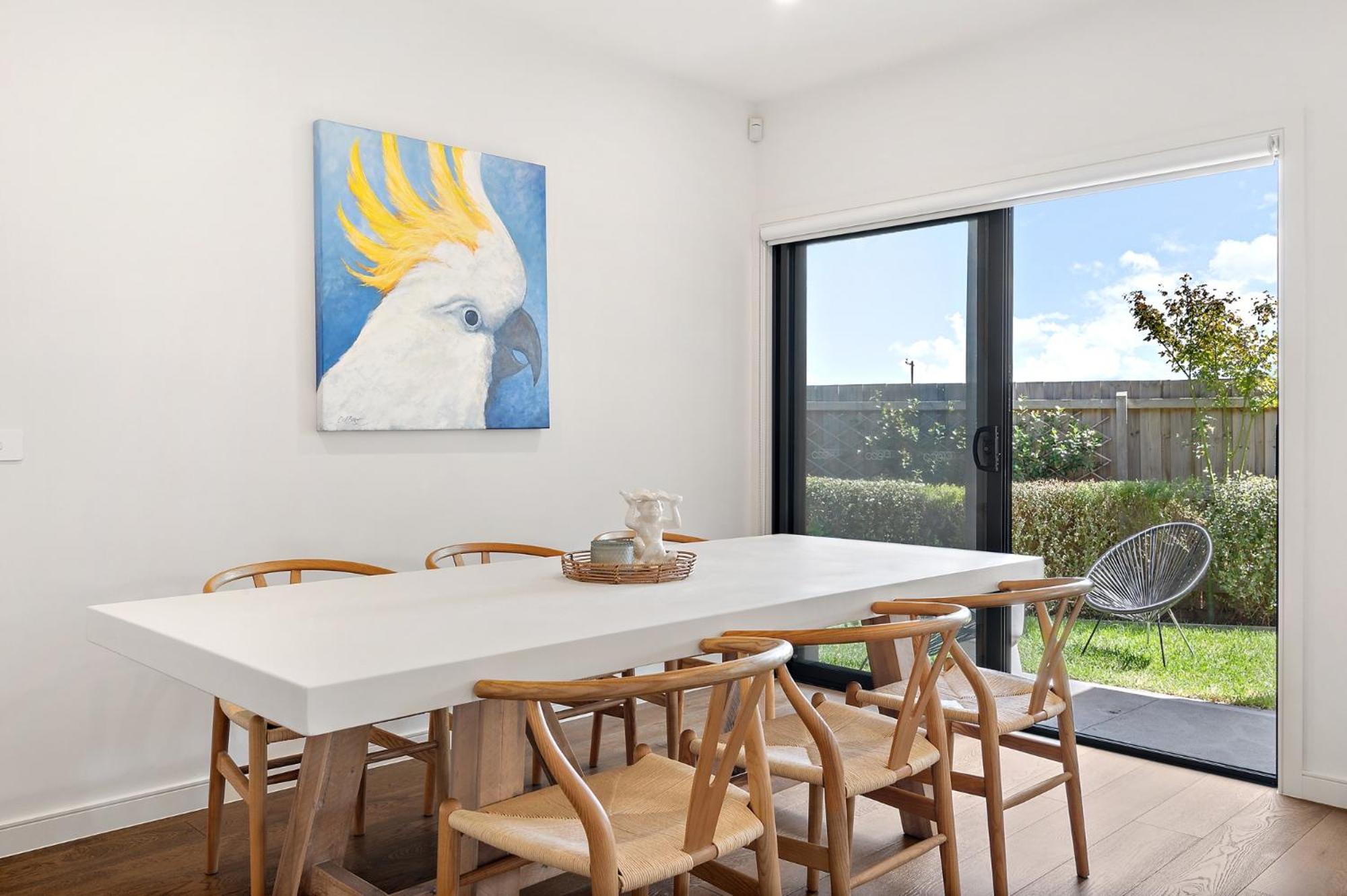 Bright 2-Bed Glenroy Home with Courtyard