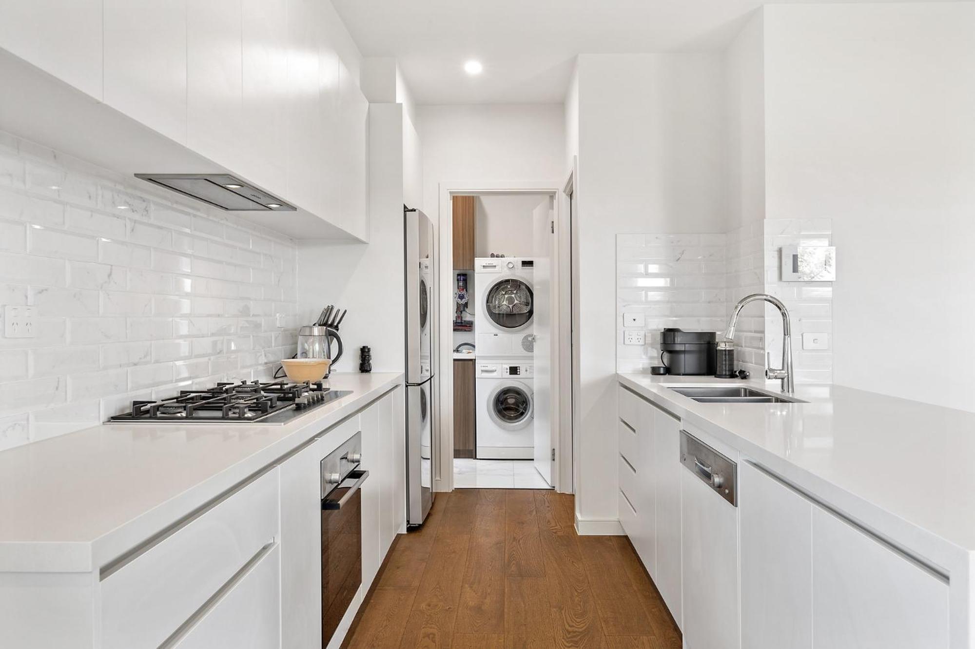 Bright 2-Bed Glenroy Home with Courtyard