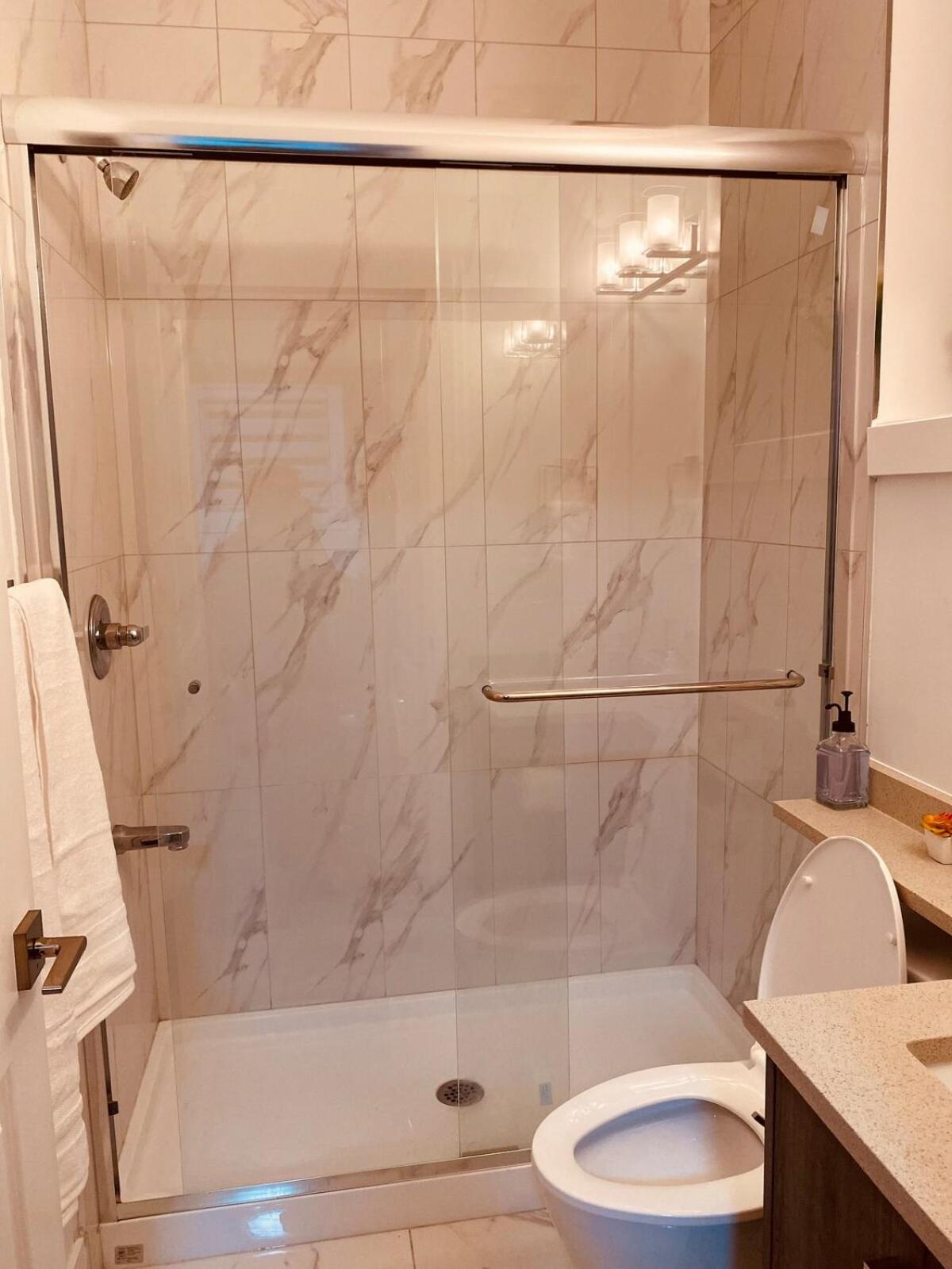 Sweet home 2 bedroom suite