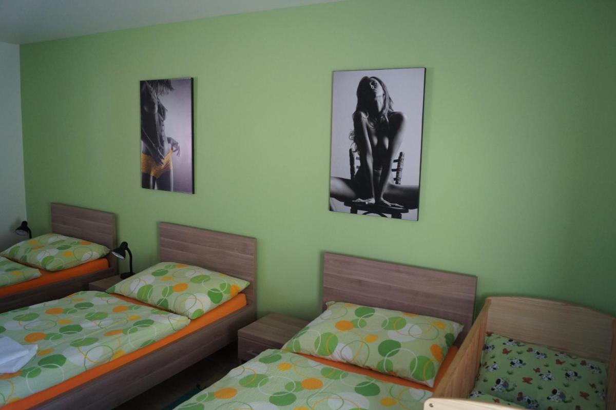 Photo 32