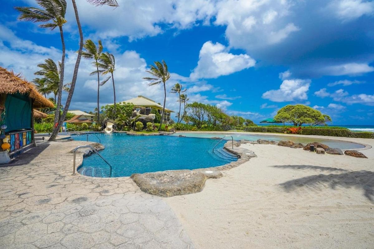 East Shore Beachfront Resort, Restaurant, Bar, AC, Spa, Pool & Gym