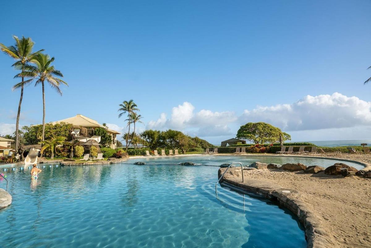 East Shore Beachfront Resort, Restaurant, Bar, AC, Spa, Pool & Gym