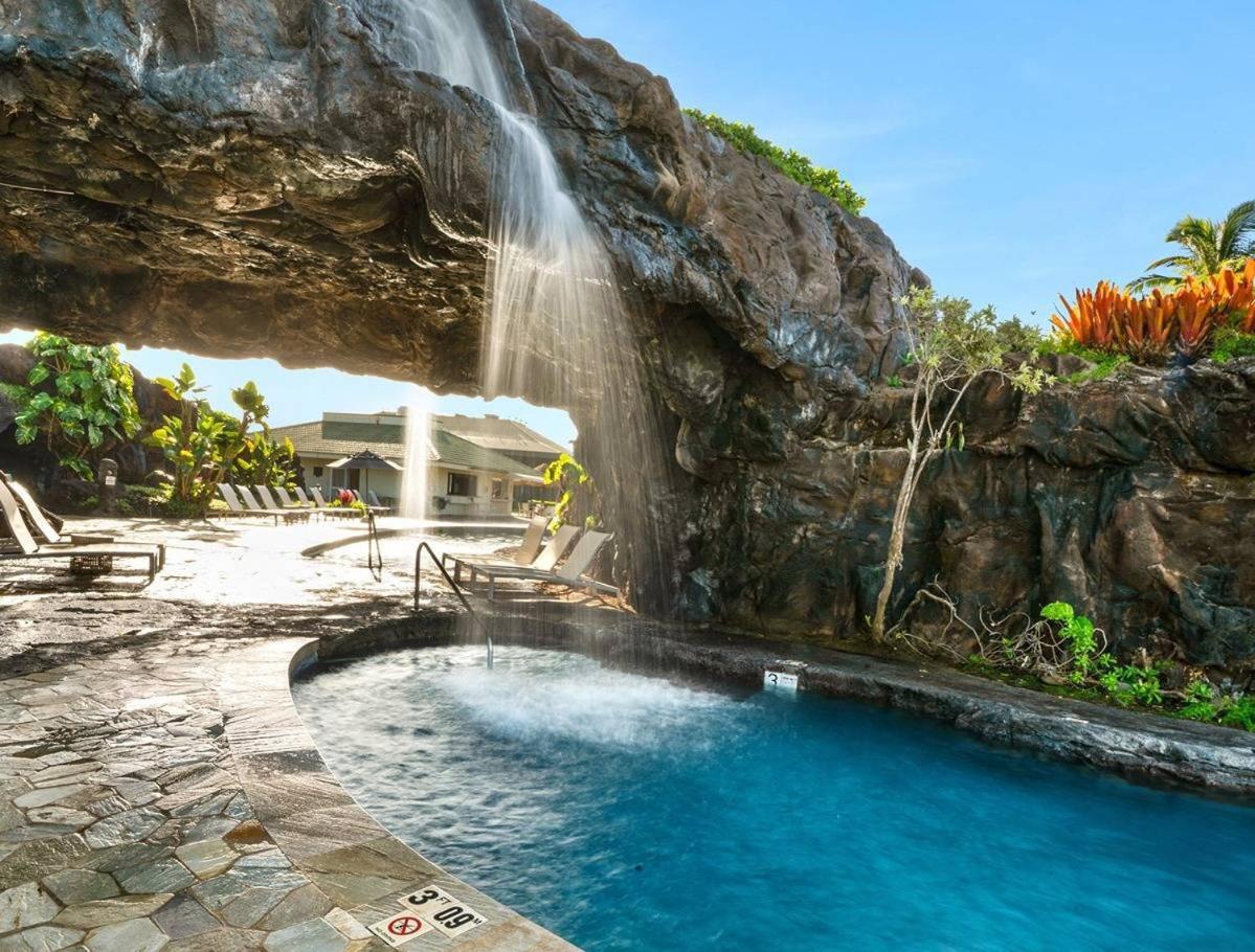 East Shore Beachfront Resort, Restaurant, Bar, AC, Spa, Pool & Gym