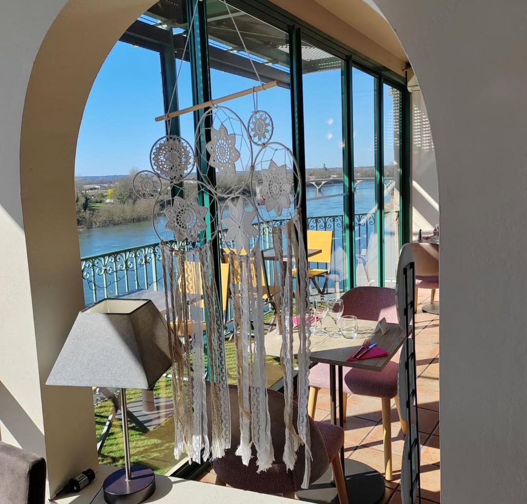 CÔTE GARONNE le BALCON DES DAMES -hôtel et restaurant- Tonneins Fauillet Marmande - panorama sur Garonne-climatisé- accueil vélo- soirée étape- chambre fam, photo 32