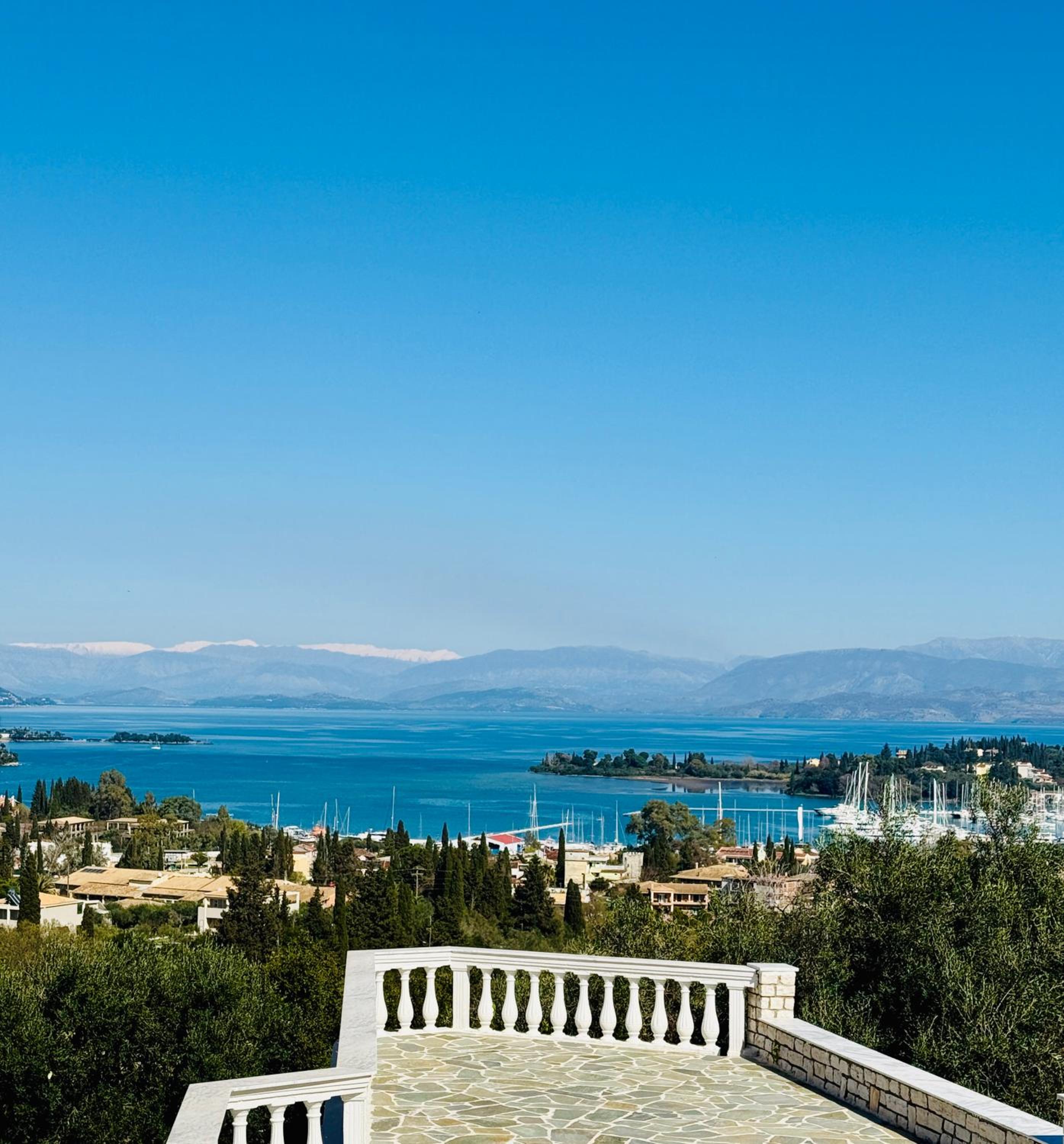 Villa La Vista Residence - Exclusive Sea View Villa with 2 private pools