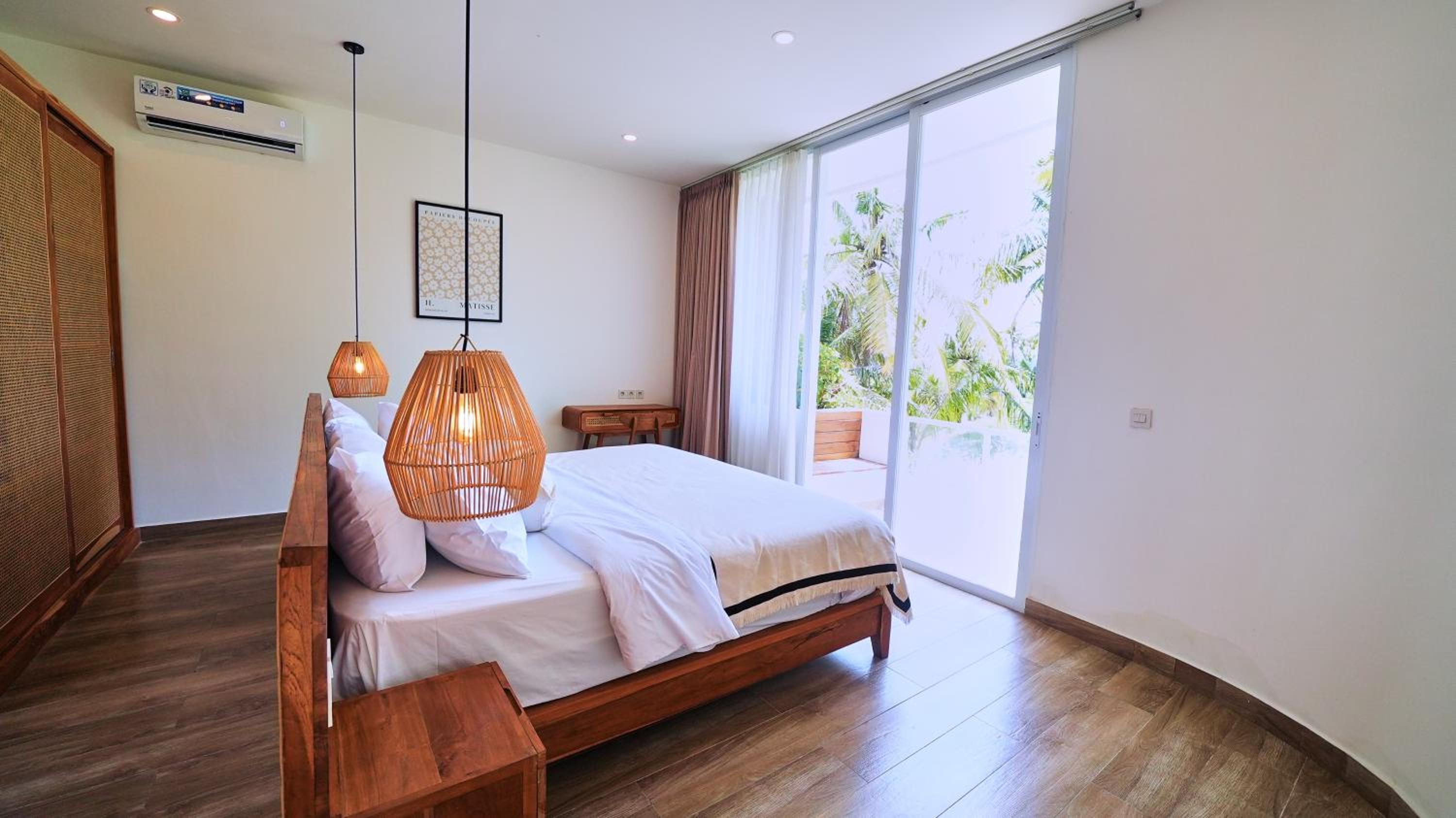 Kayu Jati Villa - 3BR Villa in Kedungu