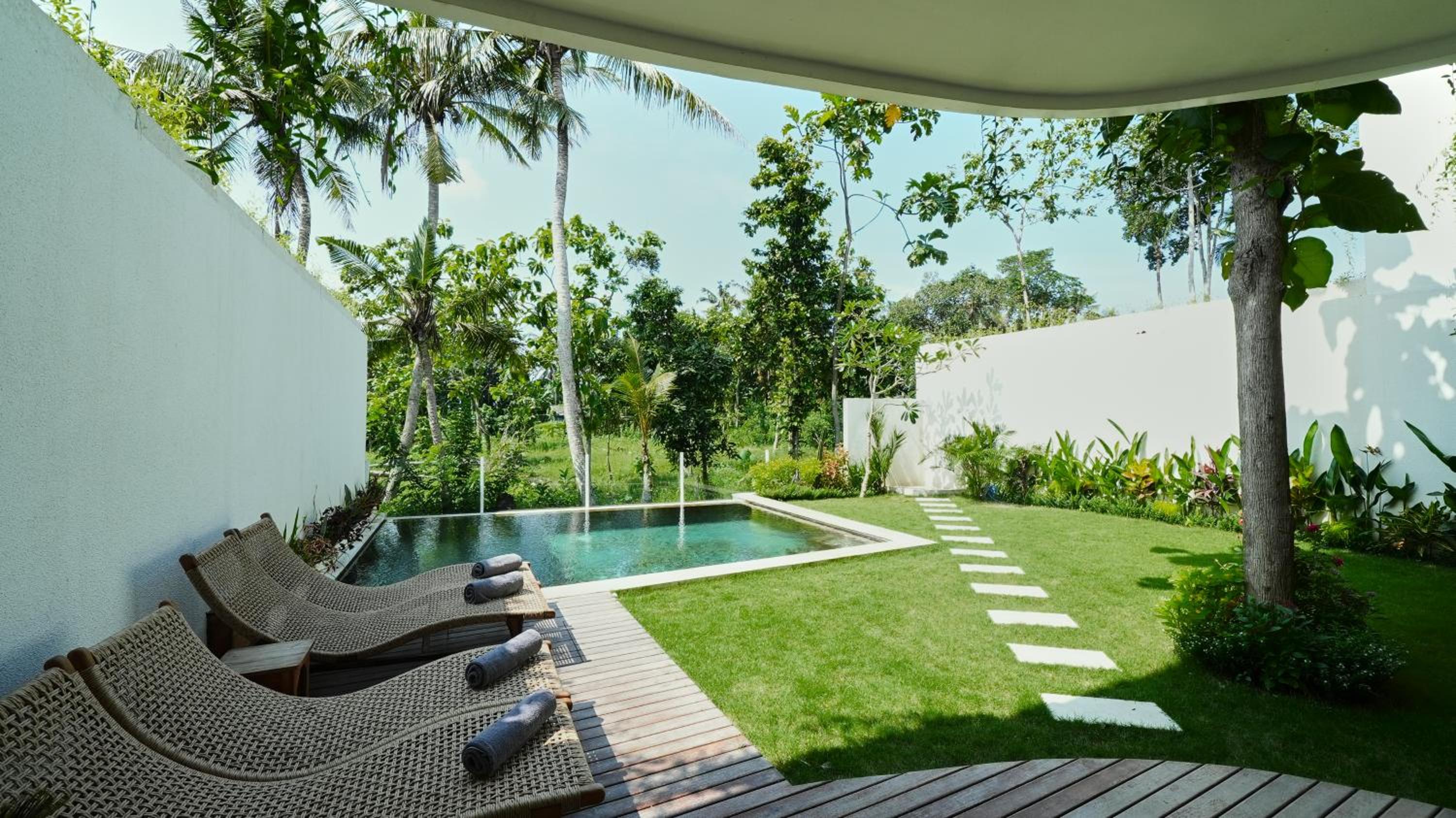 Kayu Jati Villa - 3BR Villa in Kedungu