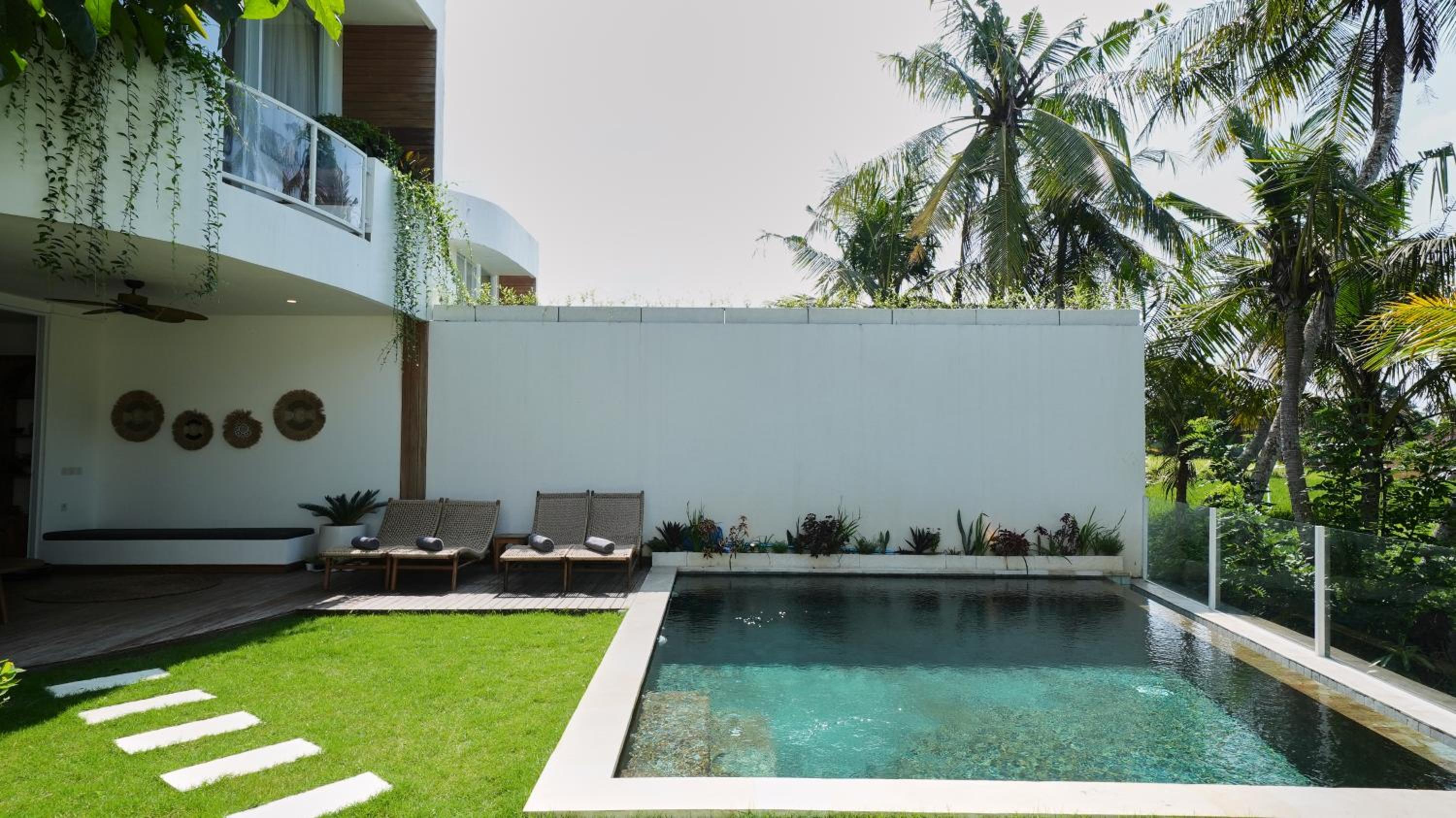 Kayu Jati Villa - 3BR Villa in Kedungu