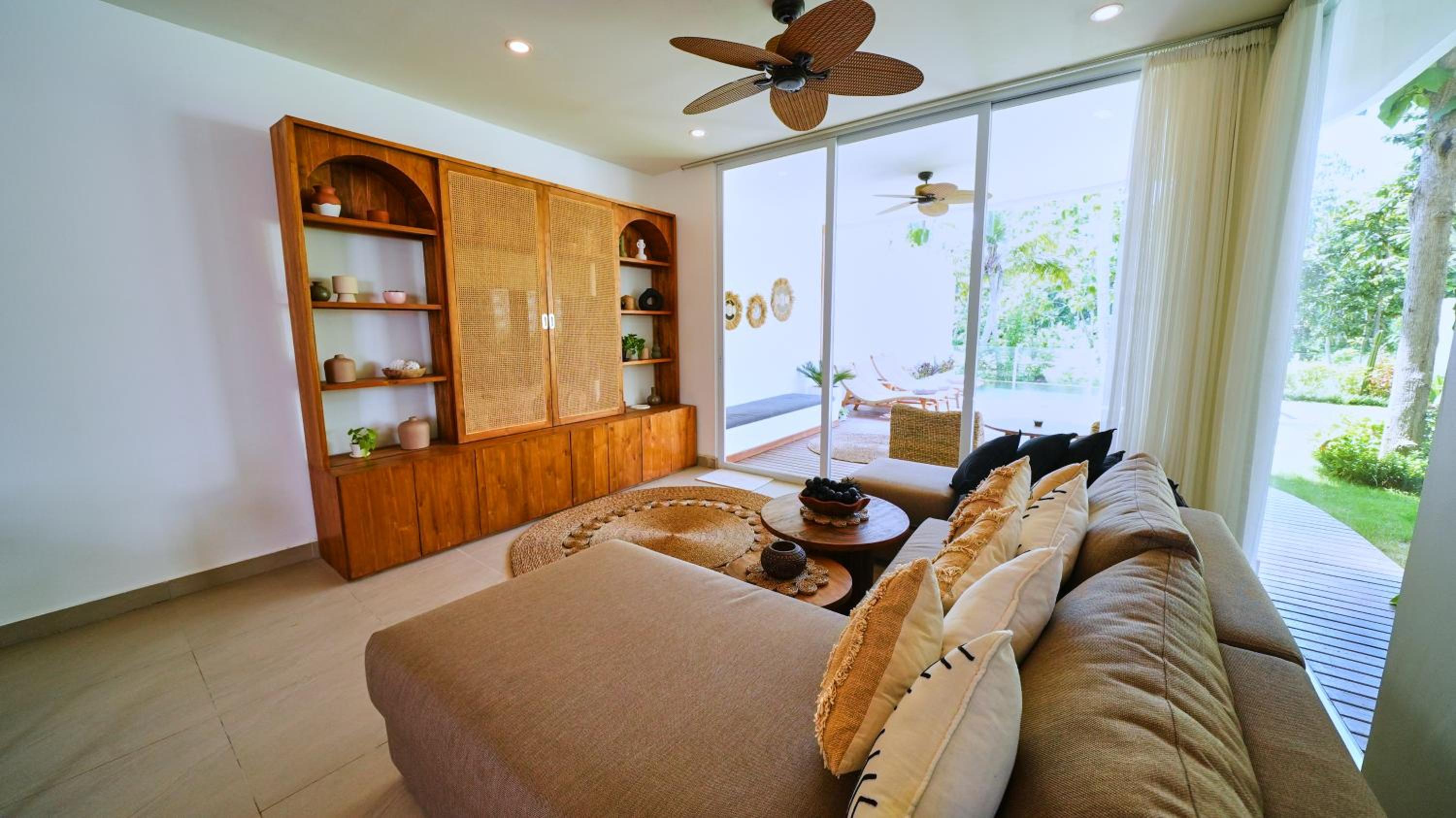 Kayu Jati Villa - 3BR Villa in Kedungu