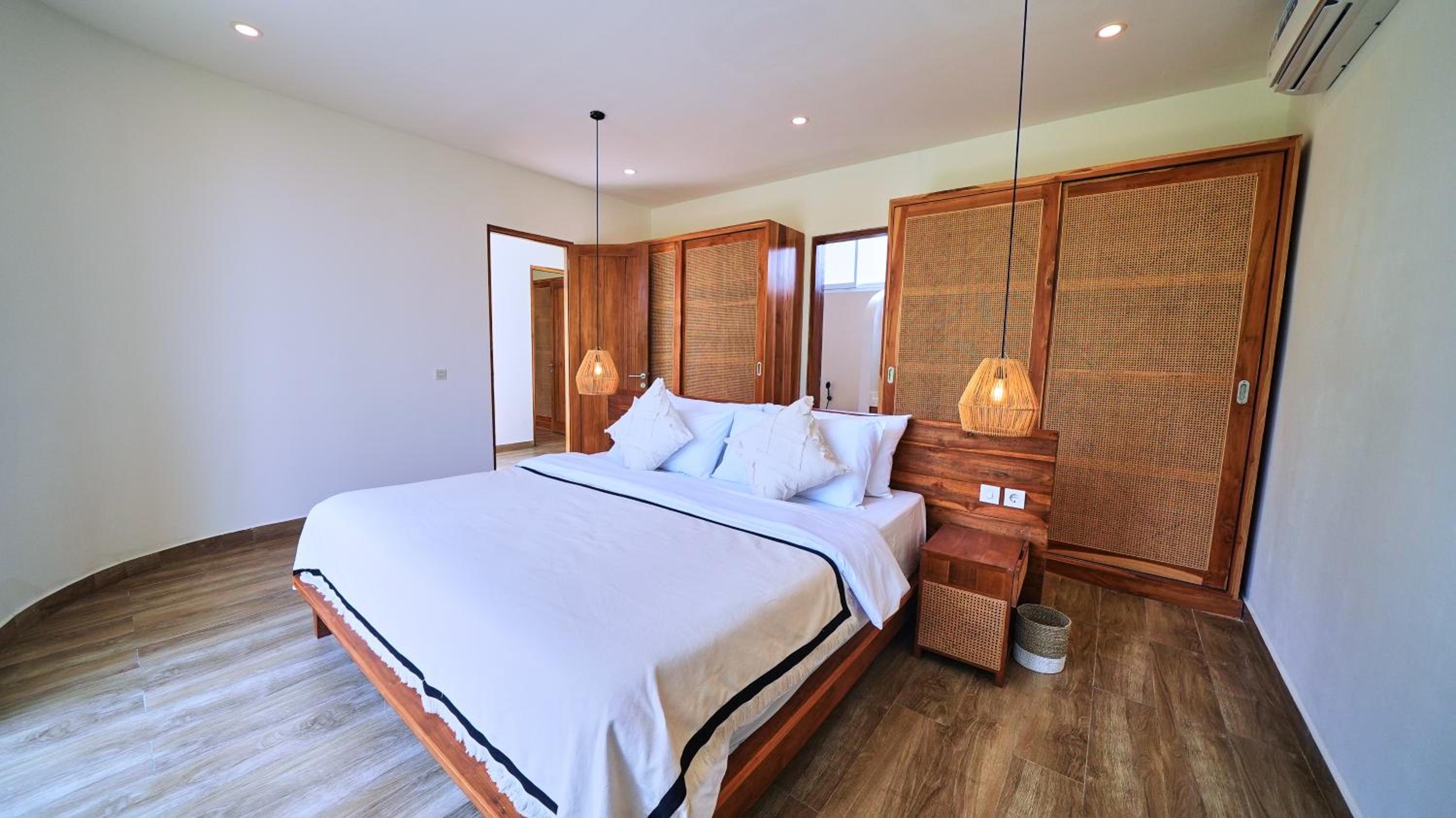 Kayu Jati Villa - 3BR Villa in Kedungu