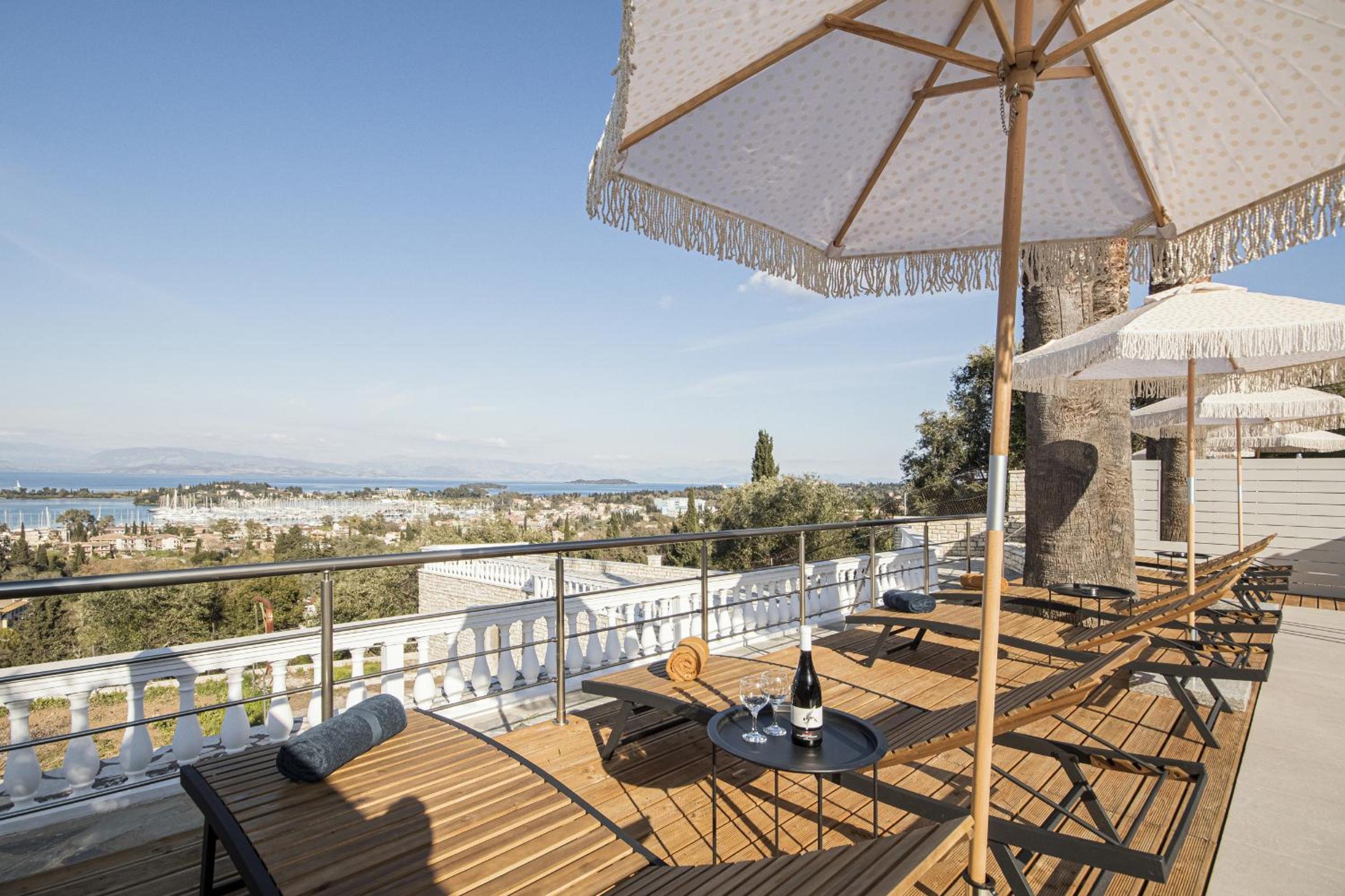 Villa La Vista Residence - Exclusive Sea View Villa with 2 private pools