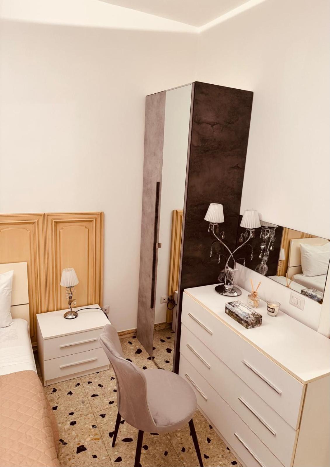 C D Candia Apartment