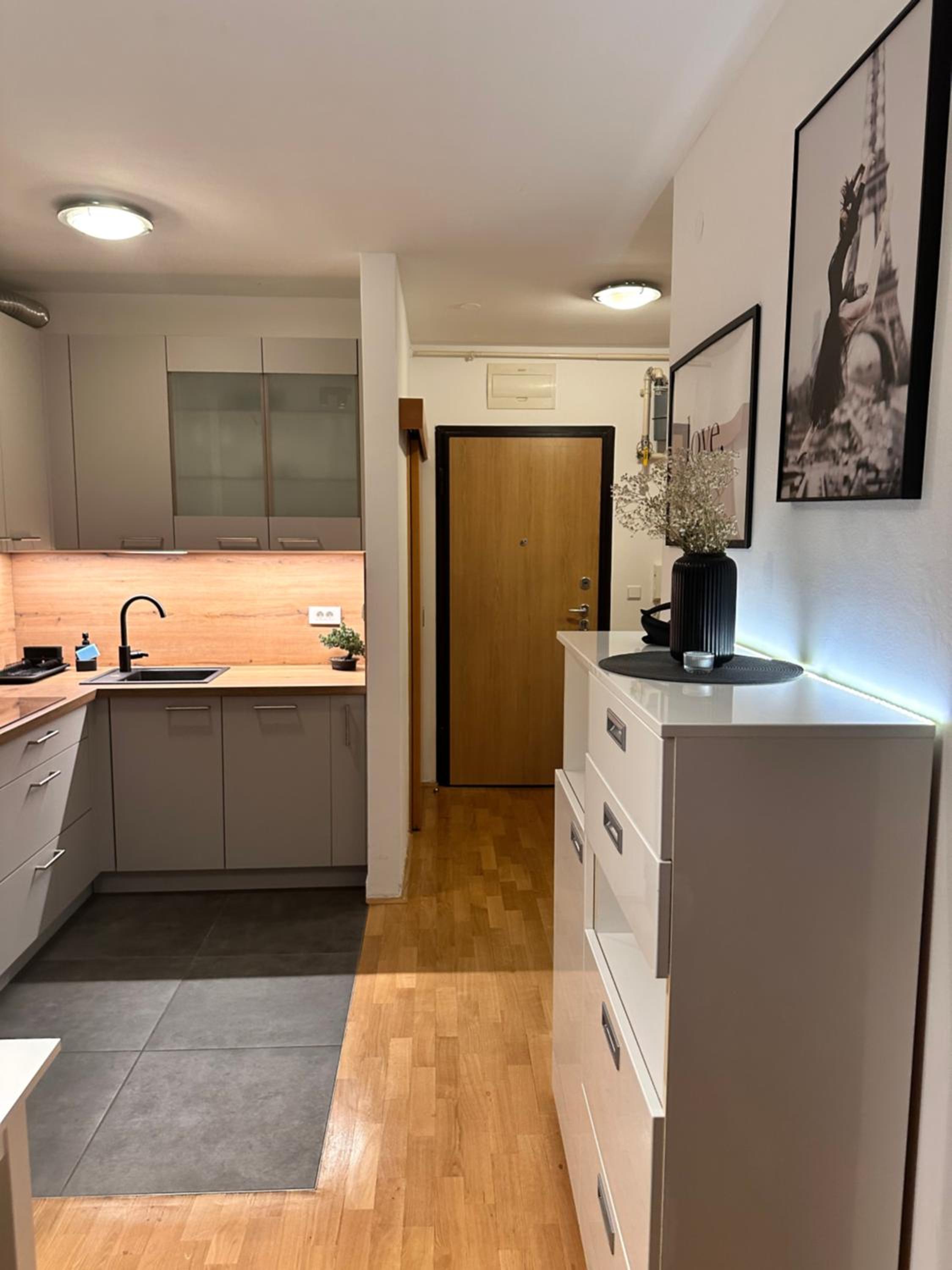 Place4You - with private garage