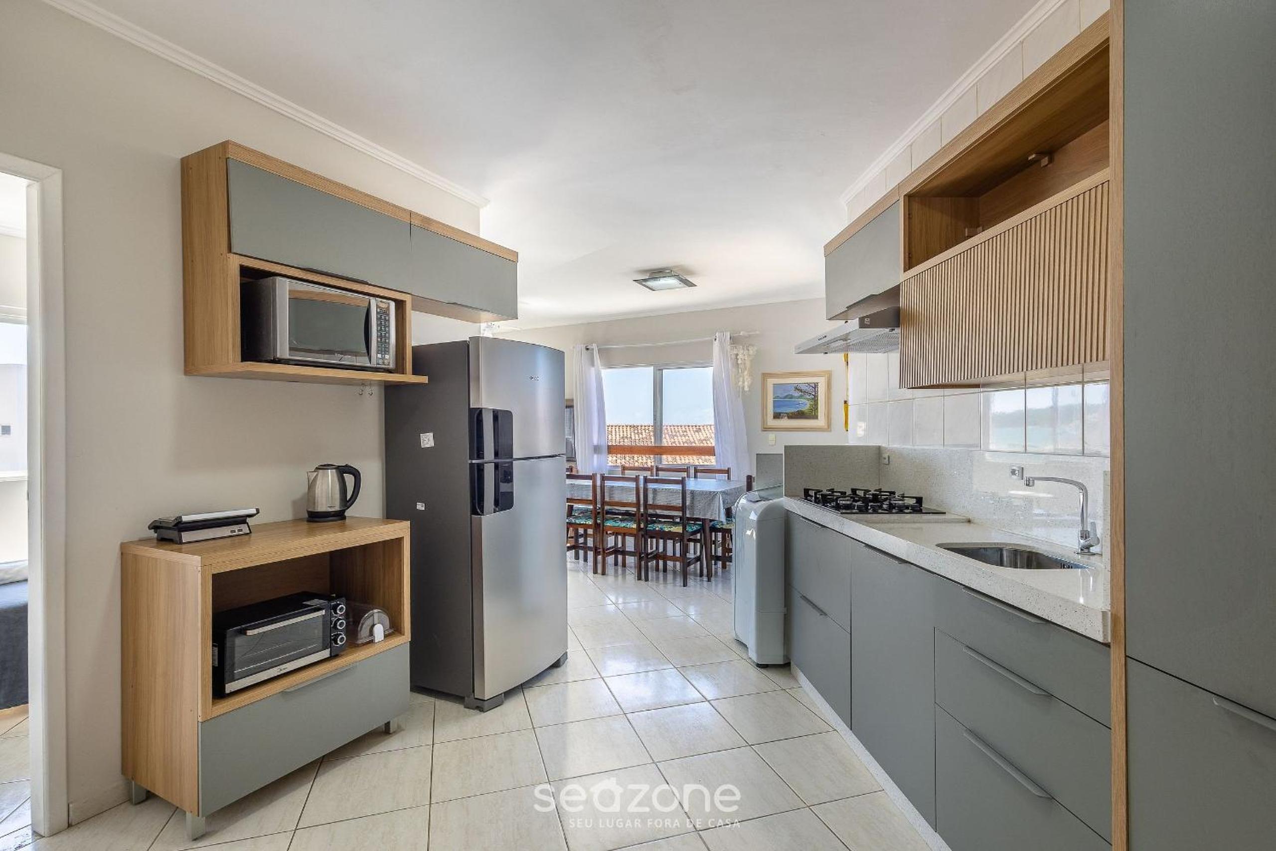 Sea View Apt 3BR & Garage 130m Beach – ROR0002