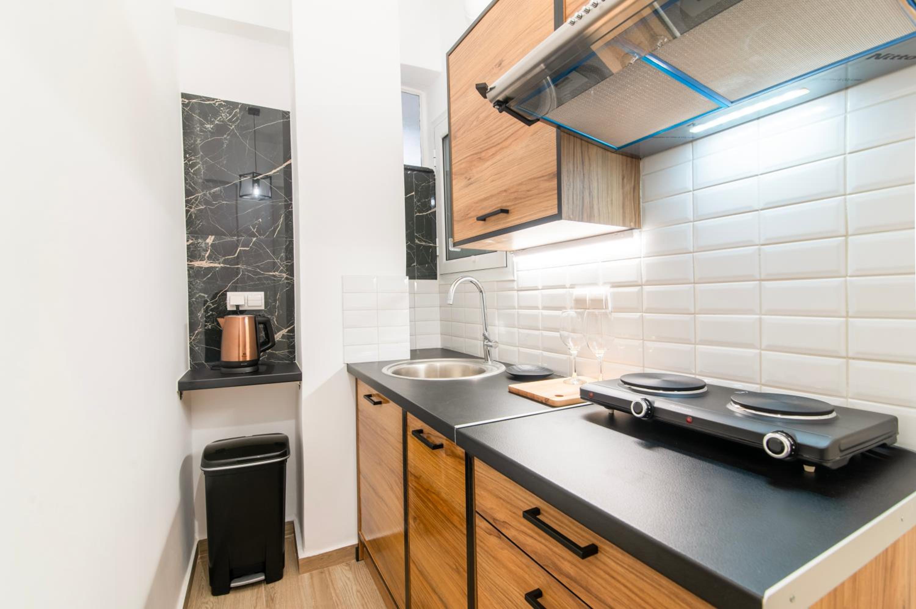 Stylish New Apartment - 270m to Metro - Central Athens