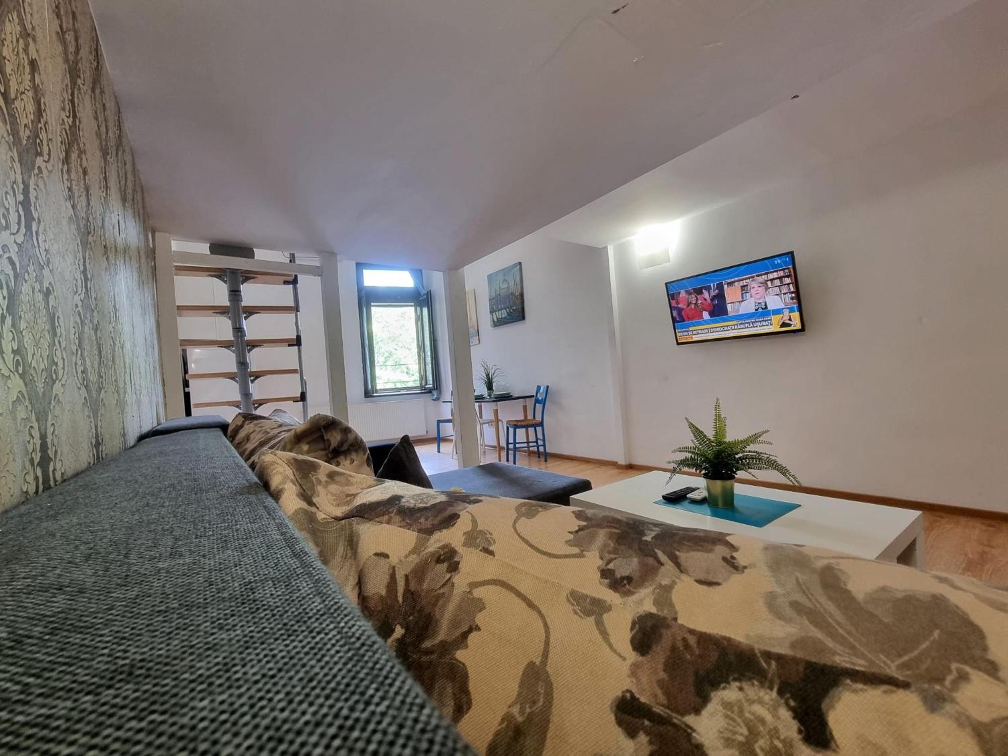 Experience Old Town Charm at Covaci 3BR