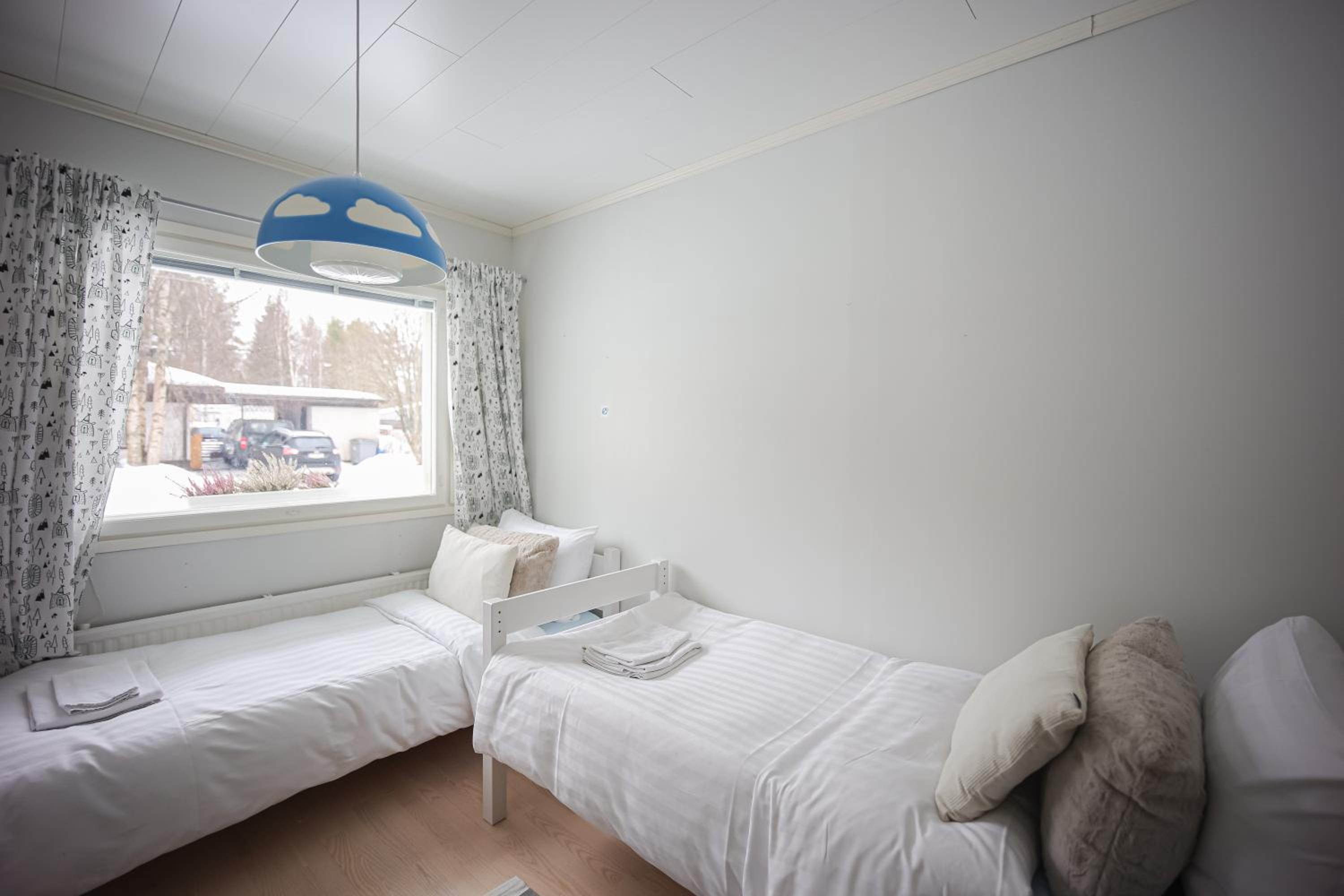 Villa Raikka - 3BDR - Sauna - Wi-Fi - Private Parking