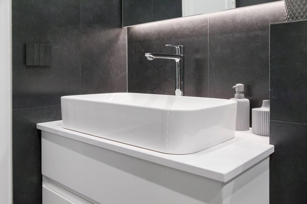 My Véranda - Marais - République- Luxury family suite avec climatisation