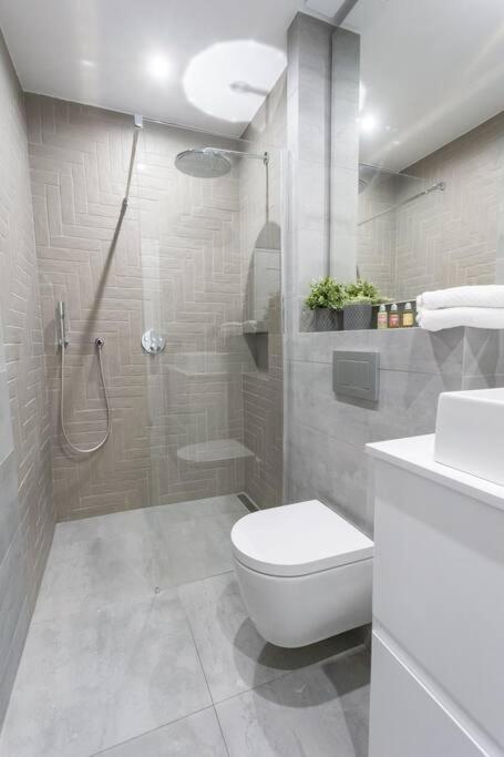 My Véranda - Marais - République- Luxury family suite avec climatisation