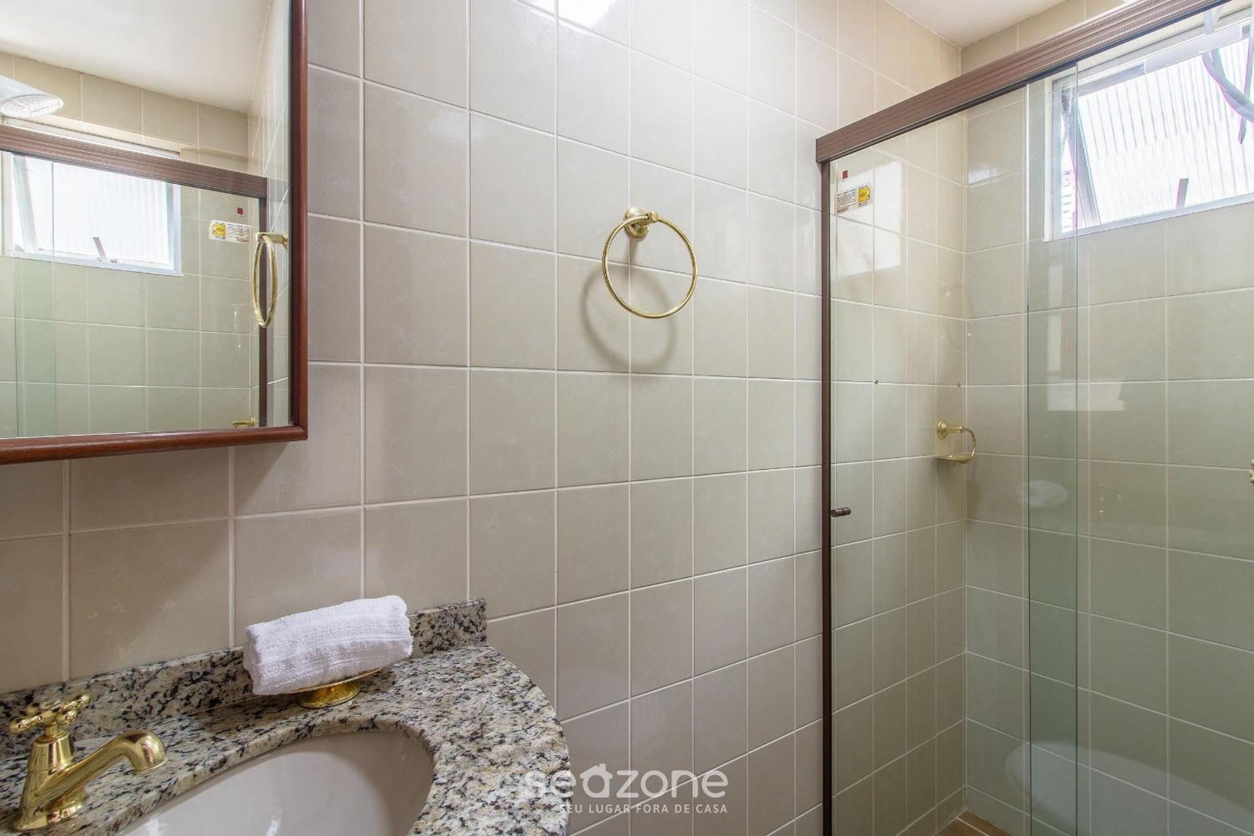 3BR Apt w/ balcony 100m from beach EVZ0601