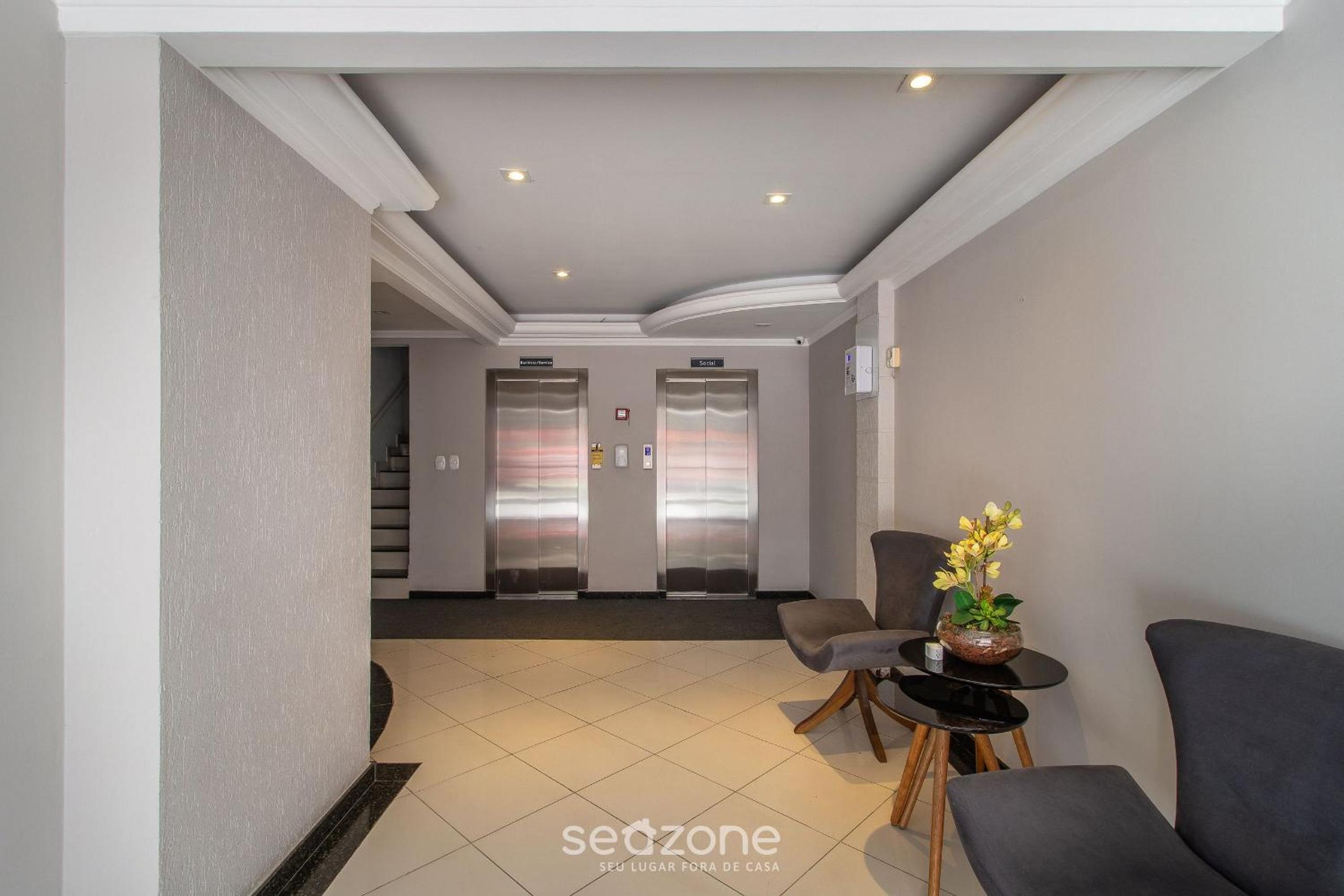 3BR Apt w/ balcony 100m from beach EVZ0601