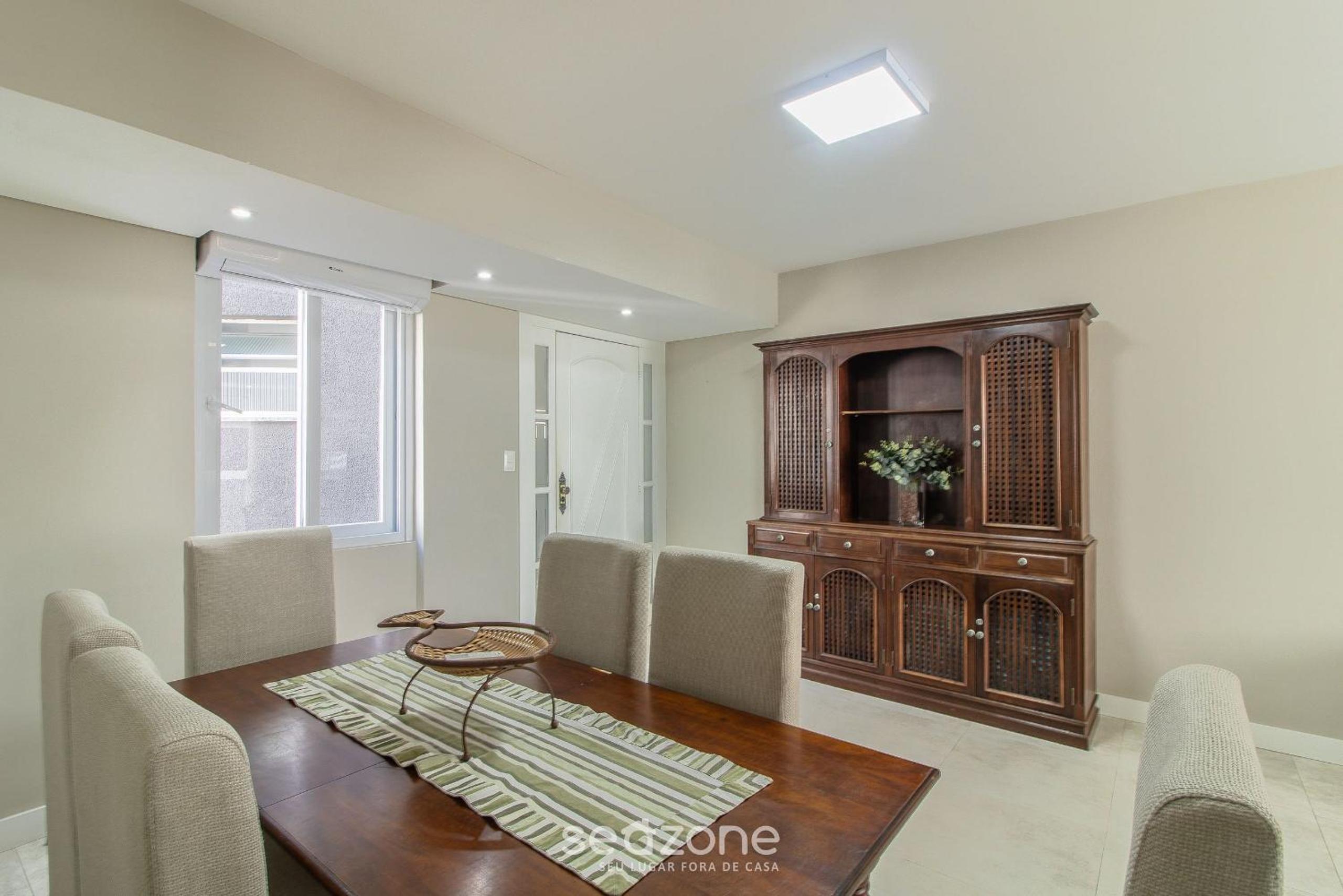 3BR Apt w/ sea view in BC downtown EOA0803
