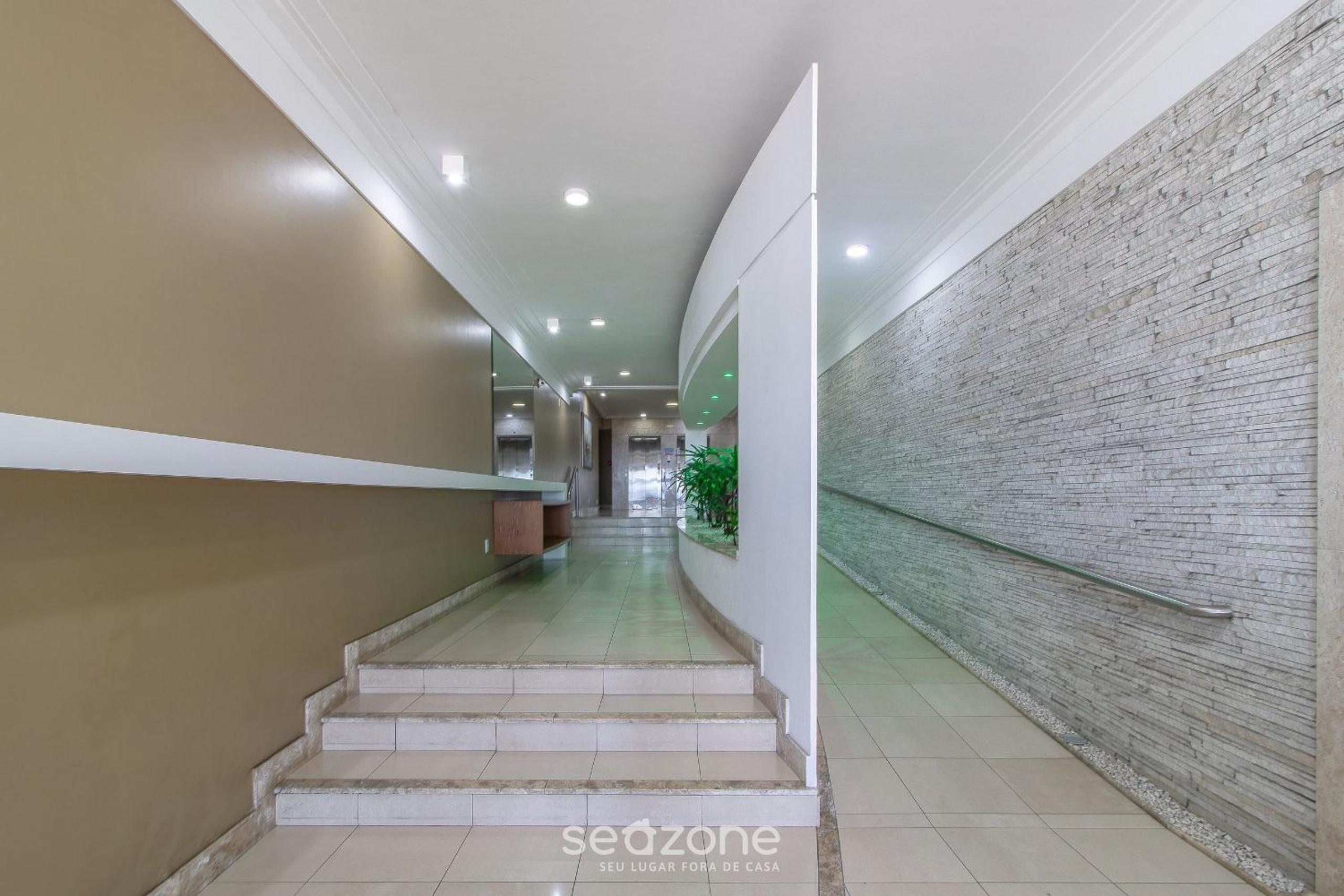 3BR Apt w/ sea view in BC downtown EOA0803