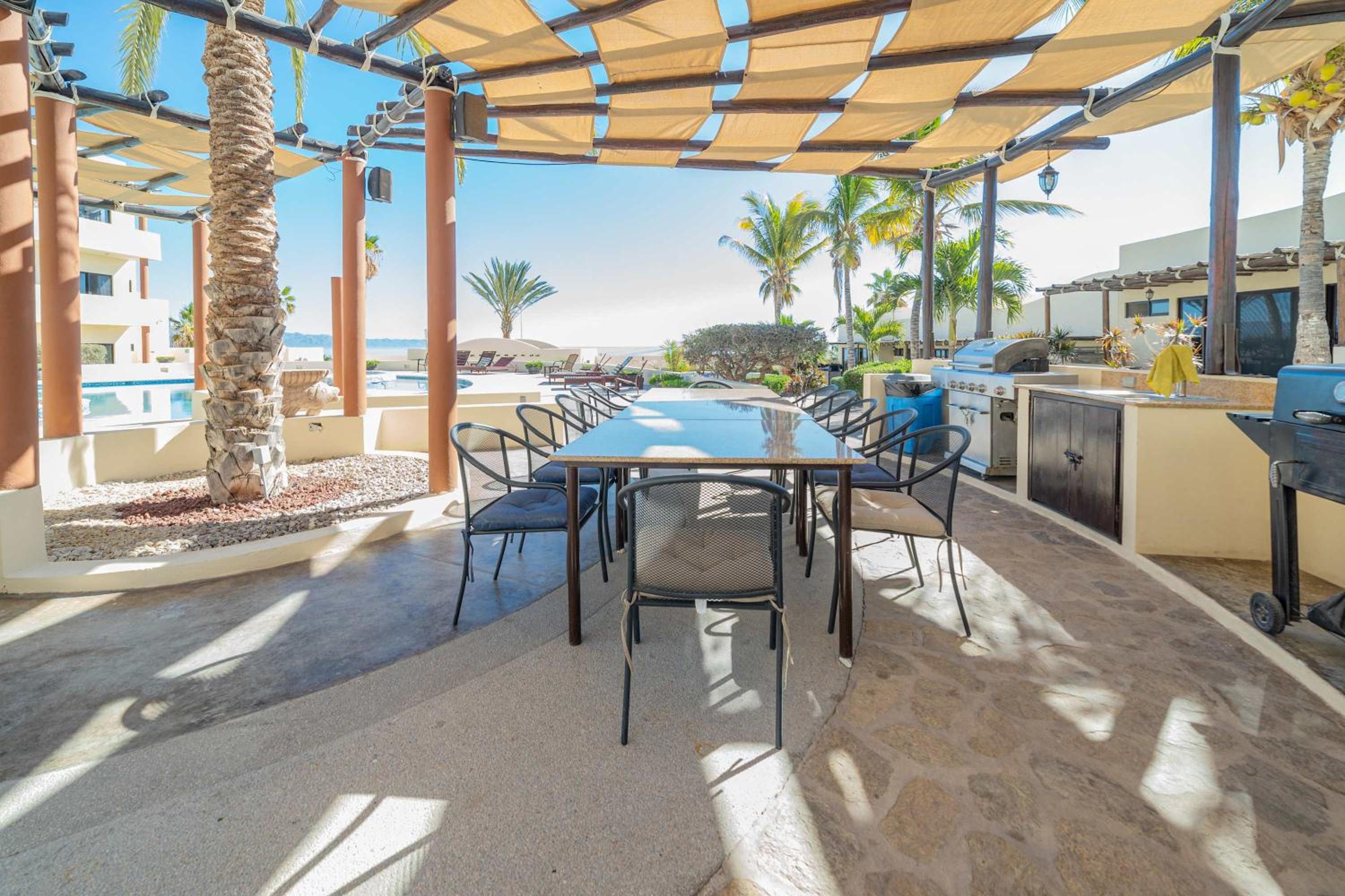 Oceanview condo w Resort amenities Steps to Beach