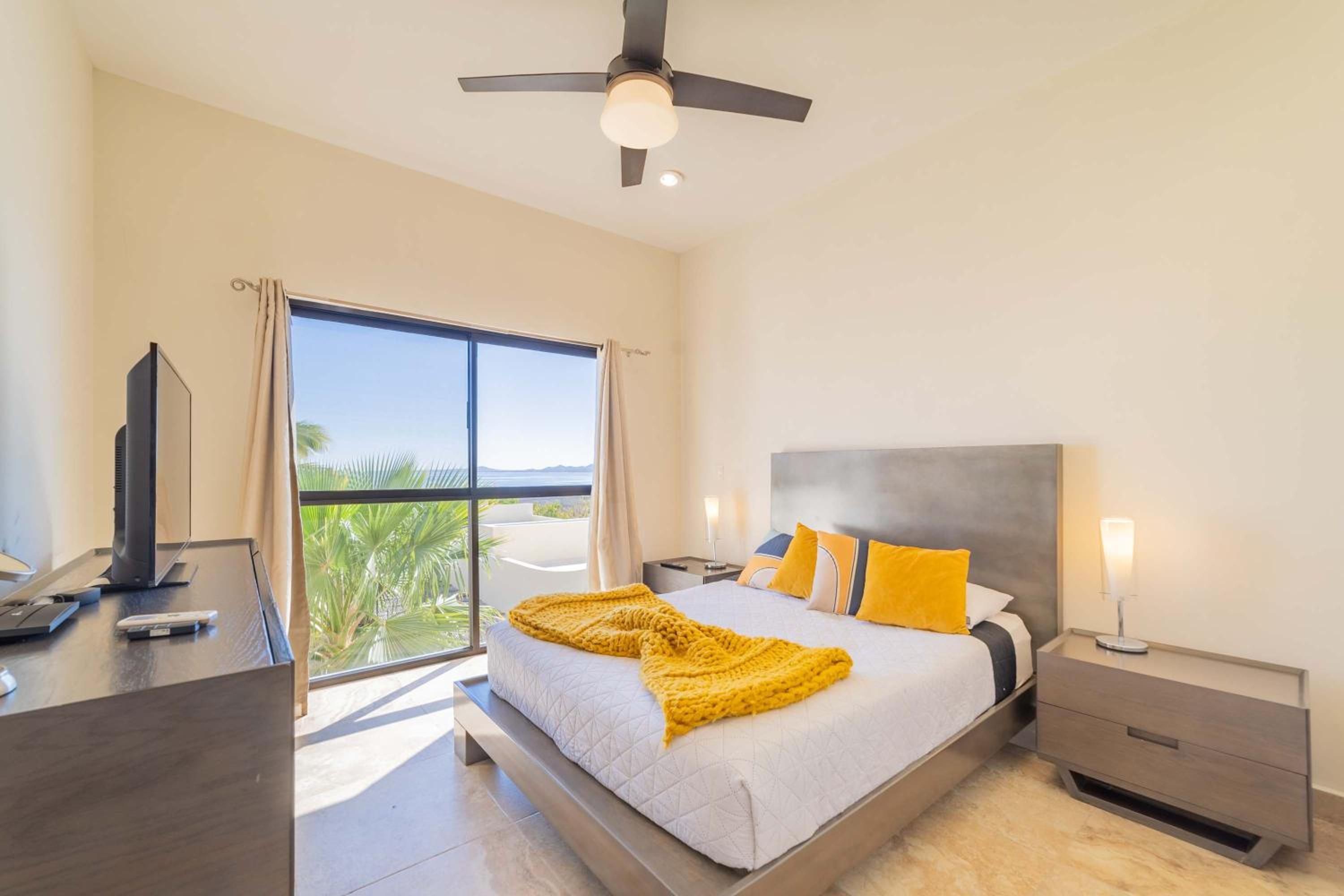 Oceanview condo w Resort amenities Steps to Beach