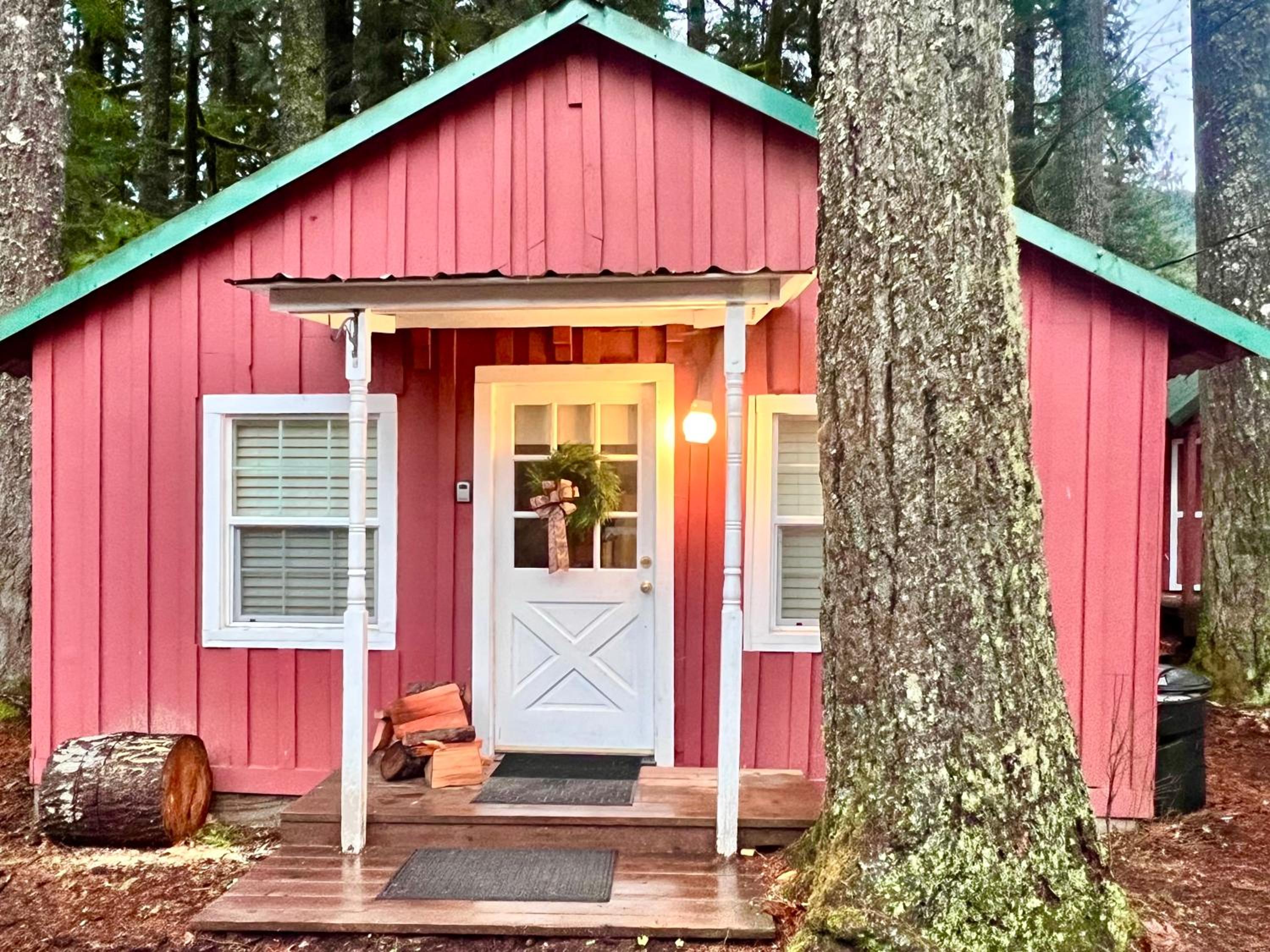 The Little Lolo Lodge