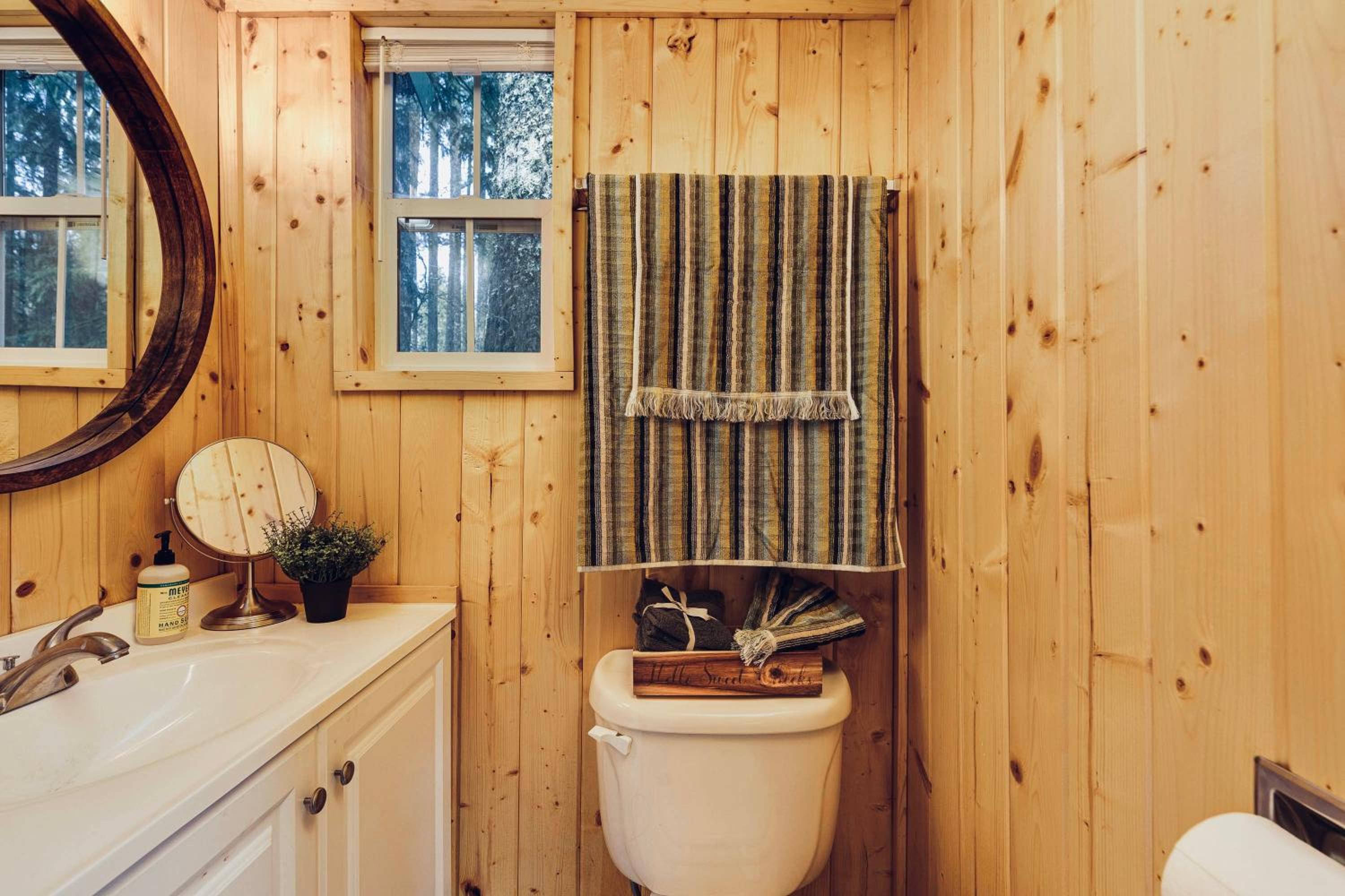 The Little Lolo Lodge