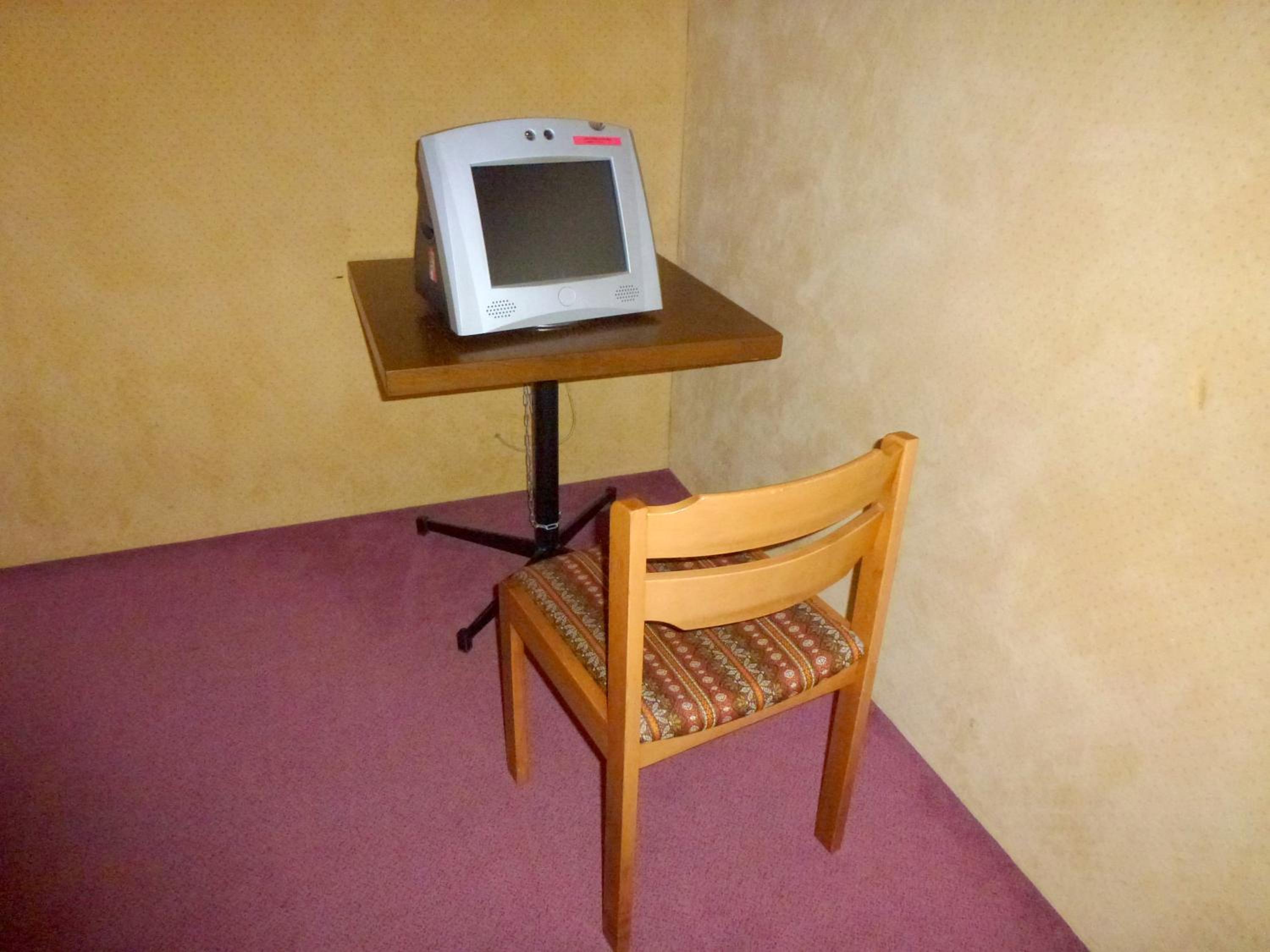 Photo 12
