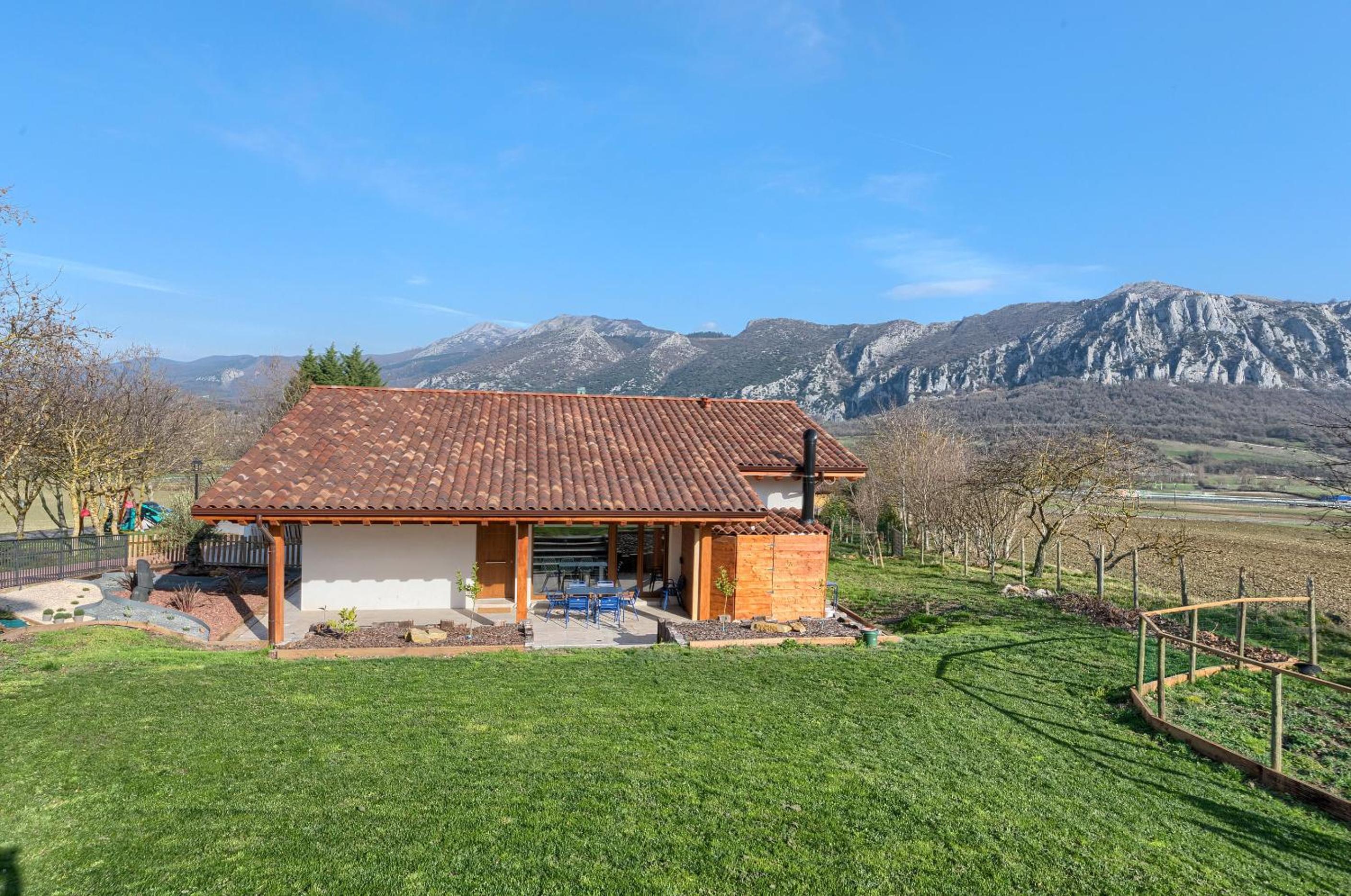 VT Refugio de Paz en la Naturaleza casa Espaciosa para Familias y Grupos