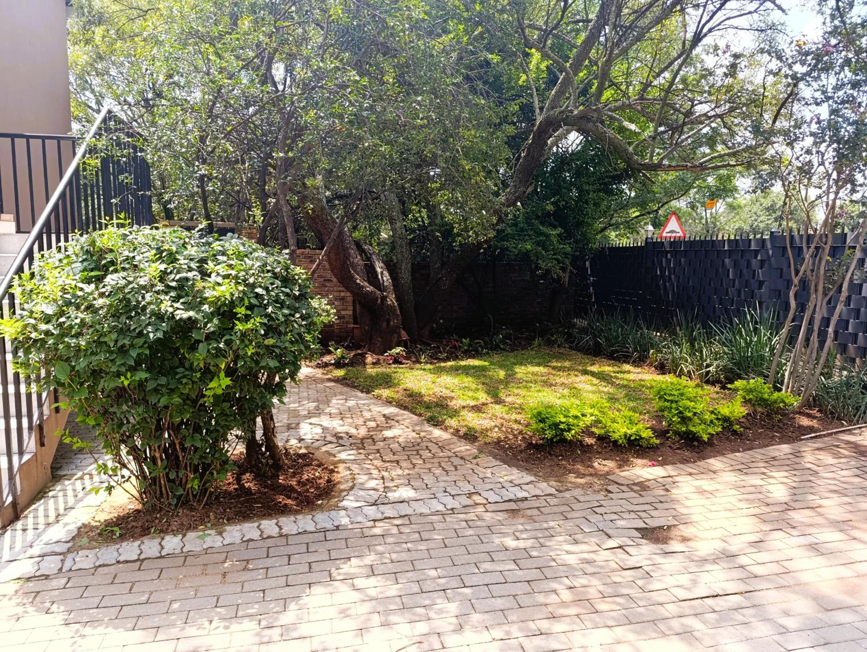 Joy Haven - Flat