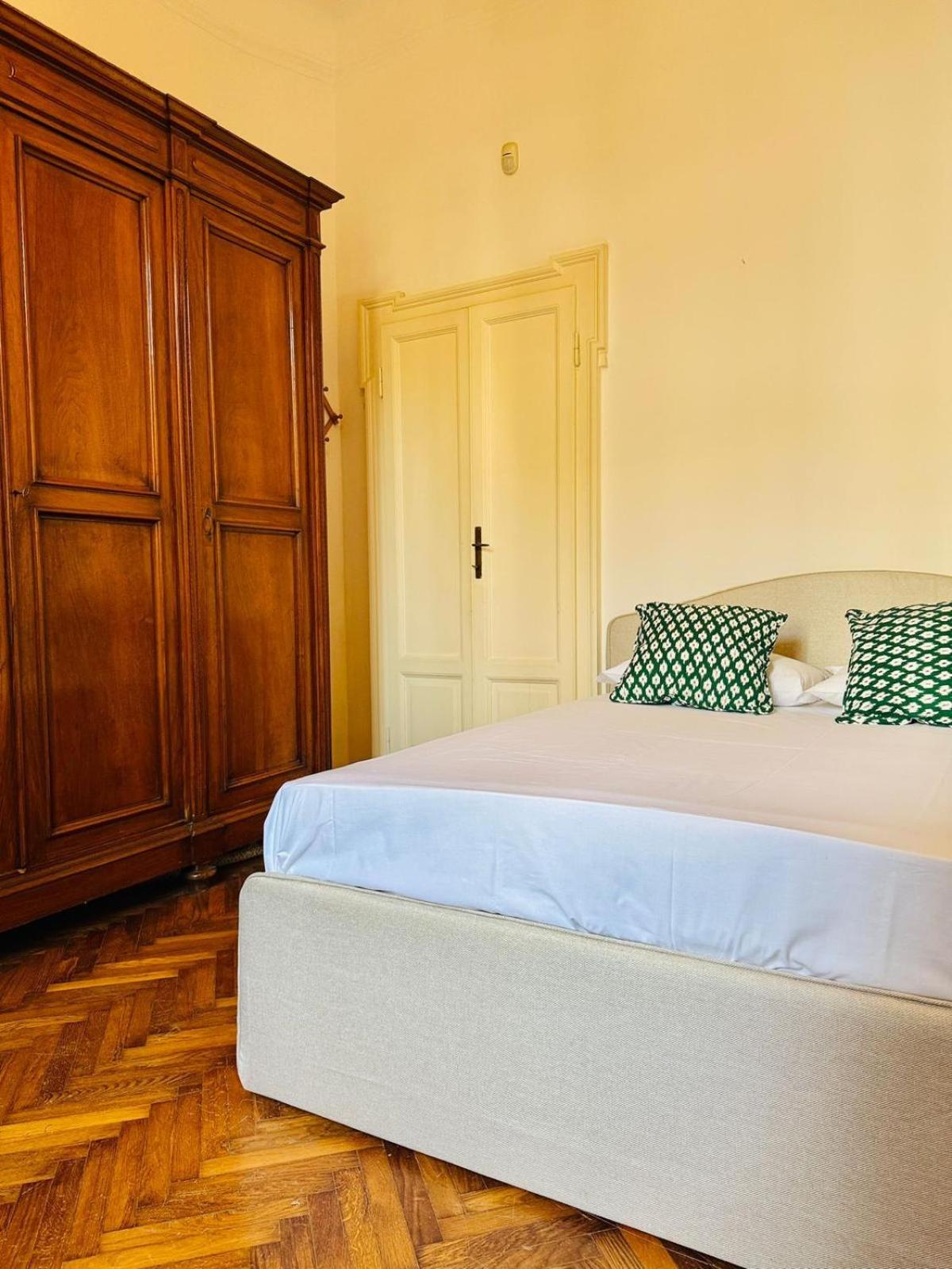 ComeCasa 3 Bedrooms Apartment near Bocconi