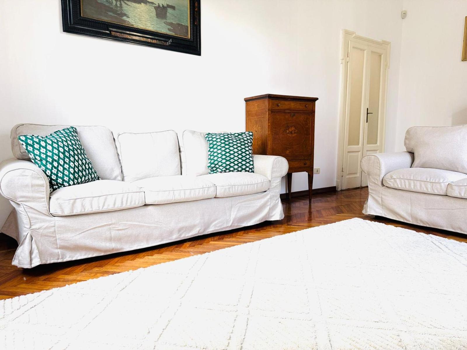 ComeCasa 3 Bedrooms Apartment near Bocconi