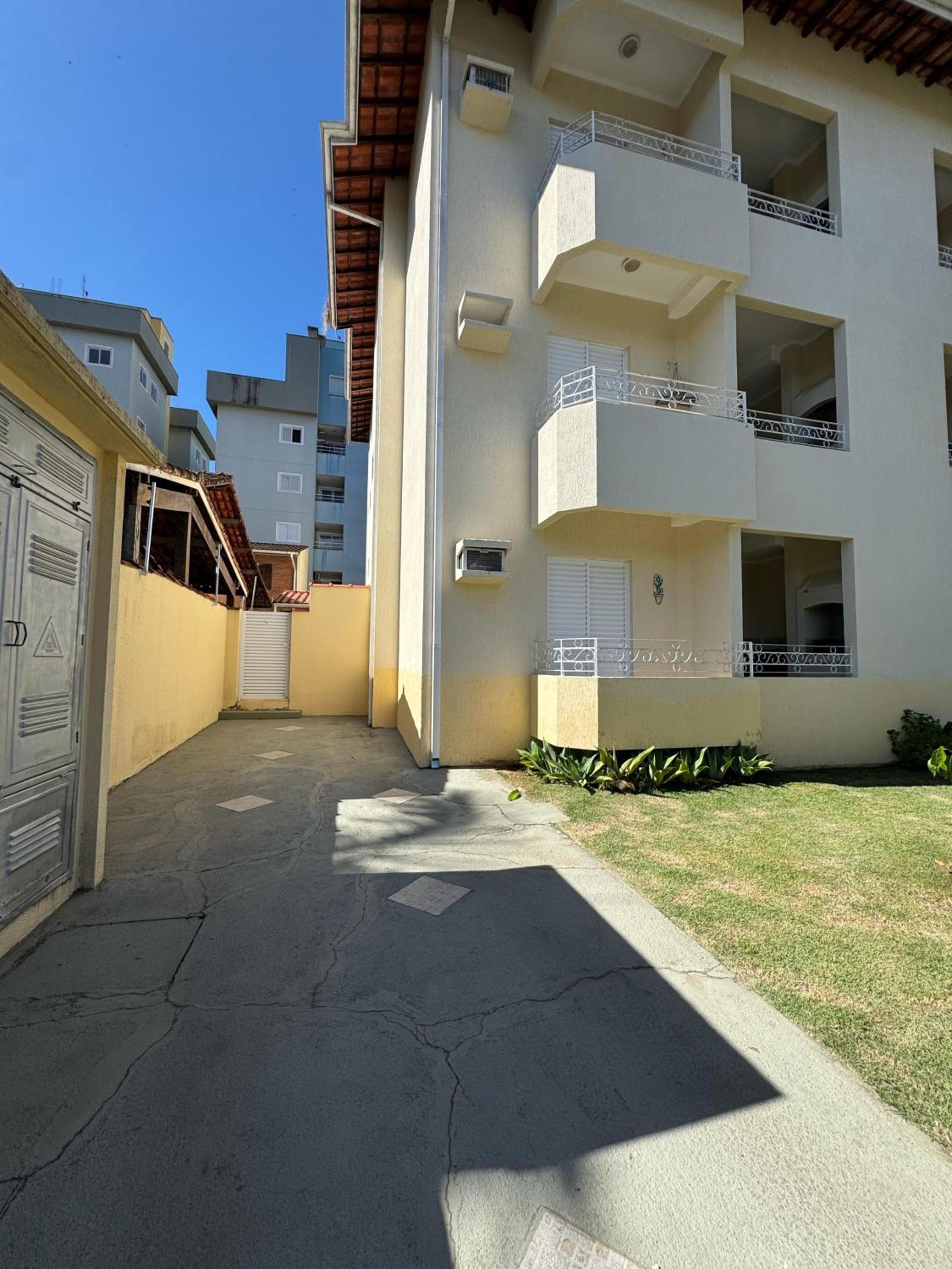 Apartamento Garça Branca - Itaguá