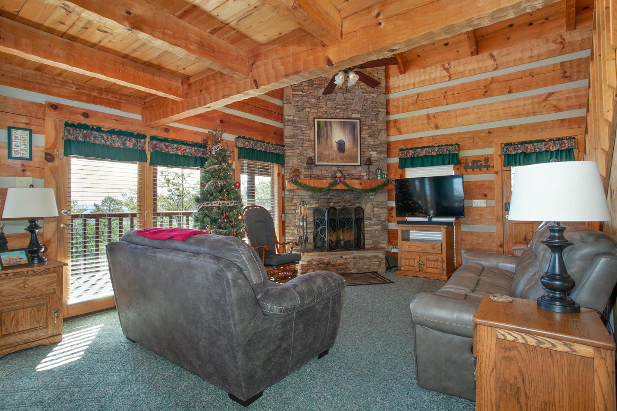 Big Blue Mist w Hot Tub Grill Fireplace GAMES