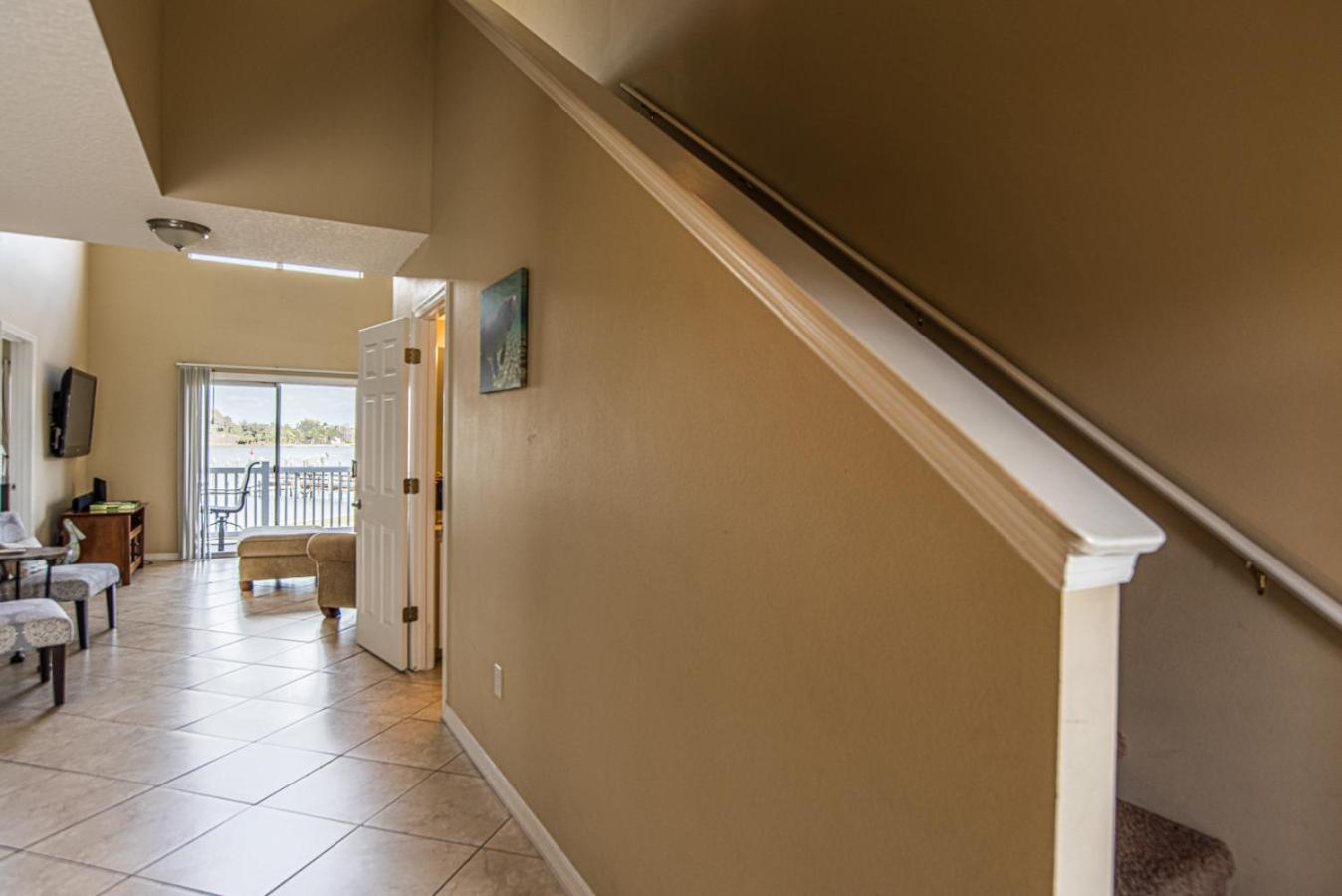 Rivers Edge Retreat on Crystal River with Pool