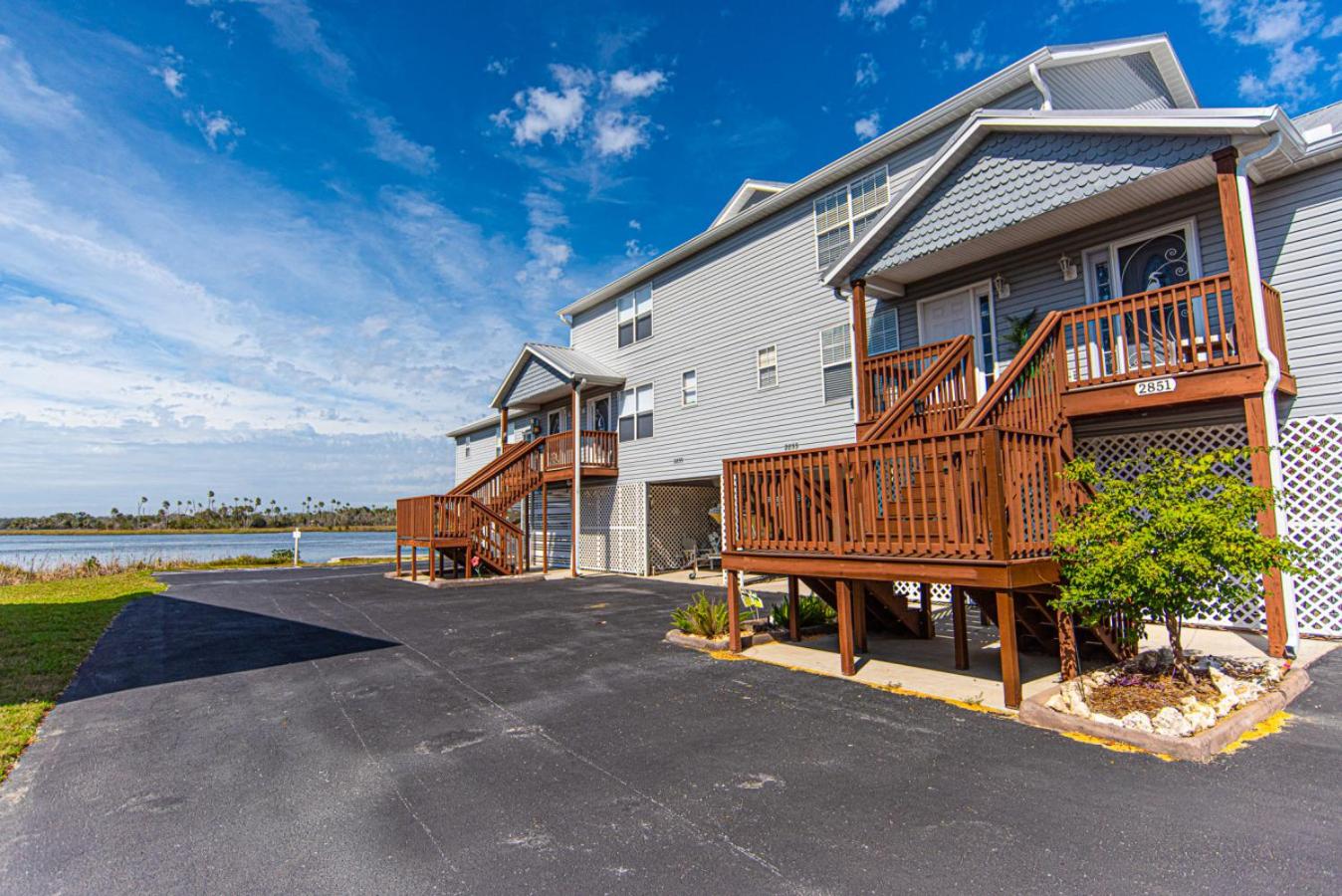 Rivers Edge Retreat on Crystal River with Pool